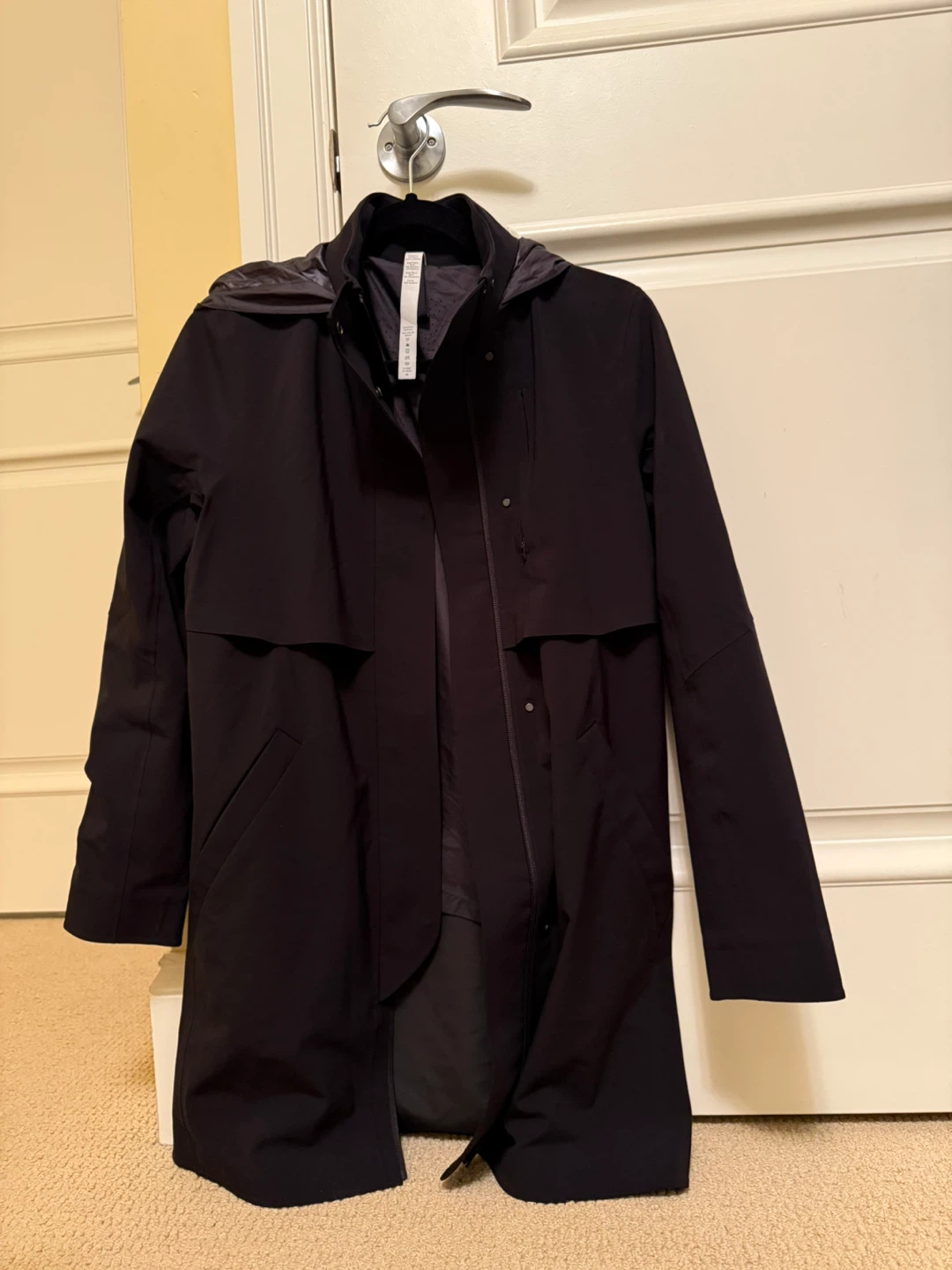 Lululemon Women’s Jacket Size 2