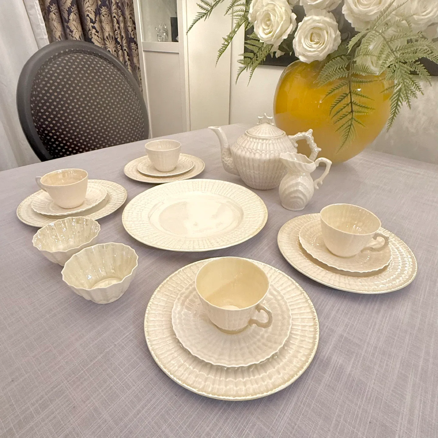 Belleek Limpet tea set for 4 image indicator(5)