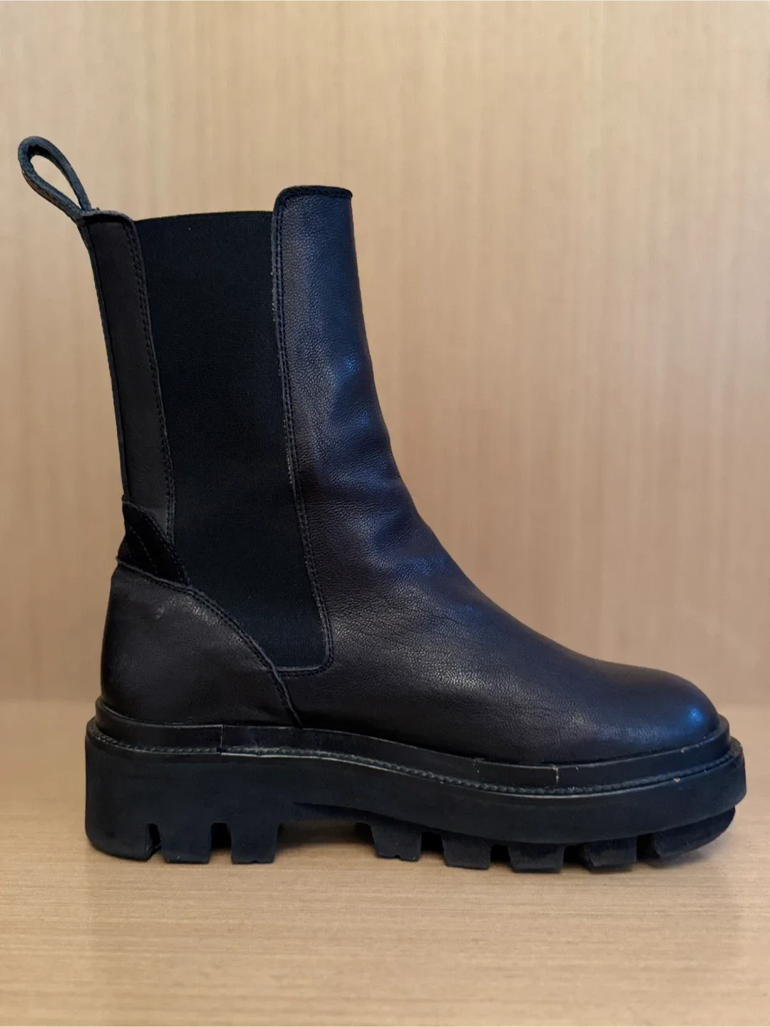 ALL SAINTS Chelsea Leather Boots — 39 image indicator(4)