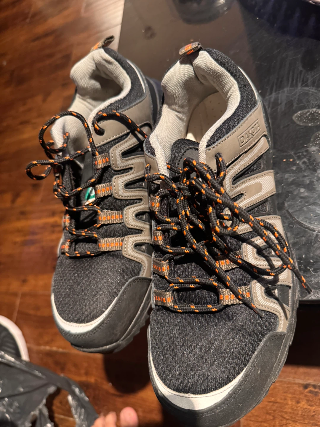 For Sale – Dakota Safety Shoes (Size 10)