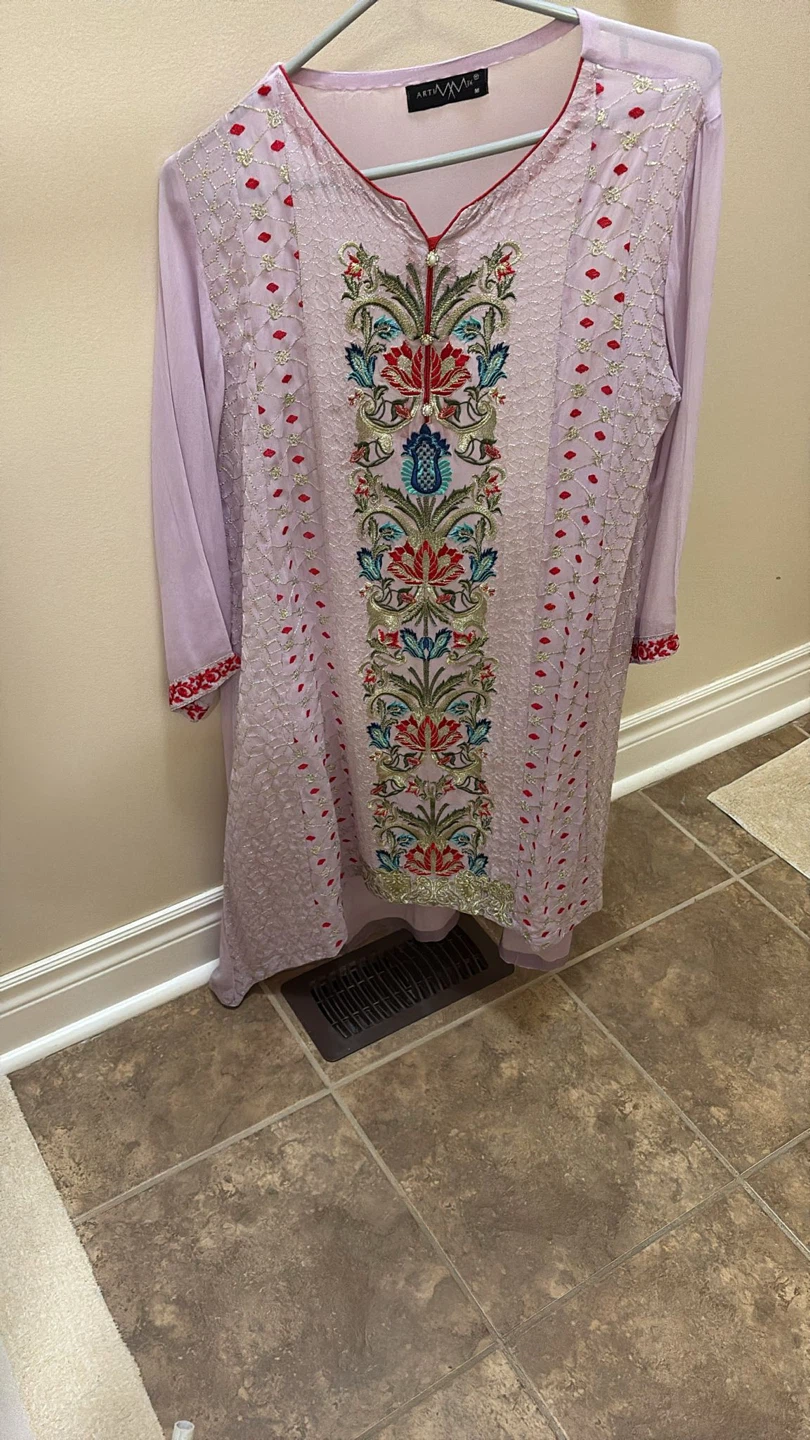 Artum & Min Embroidered Kurti - Size M