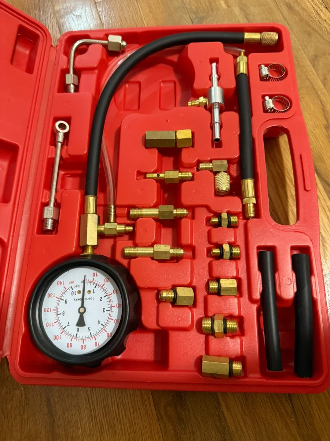 Fuel Pressure Tester Kit image indicator(3)
