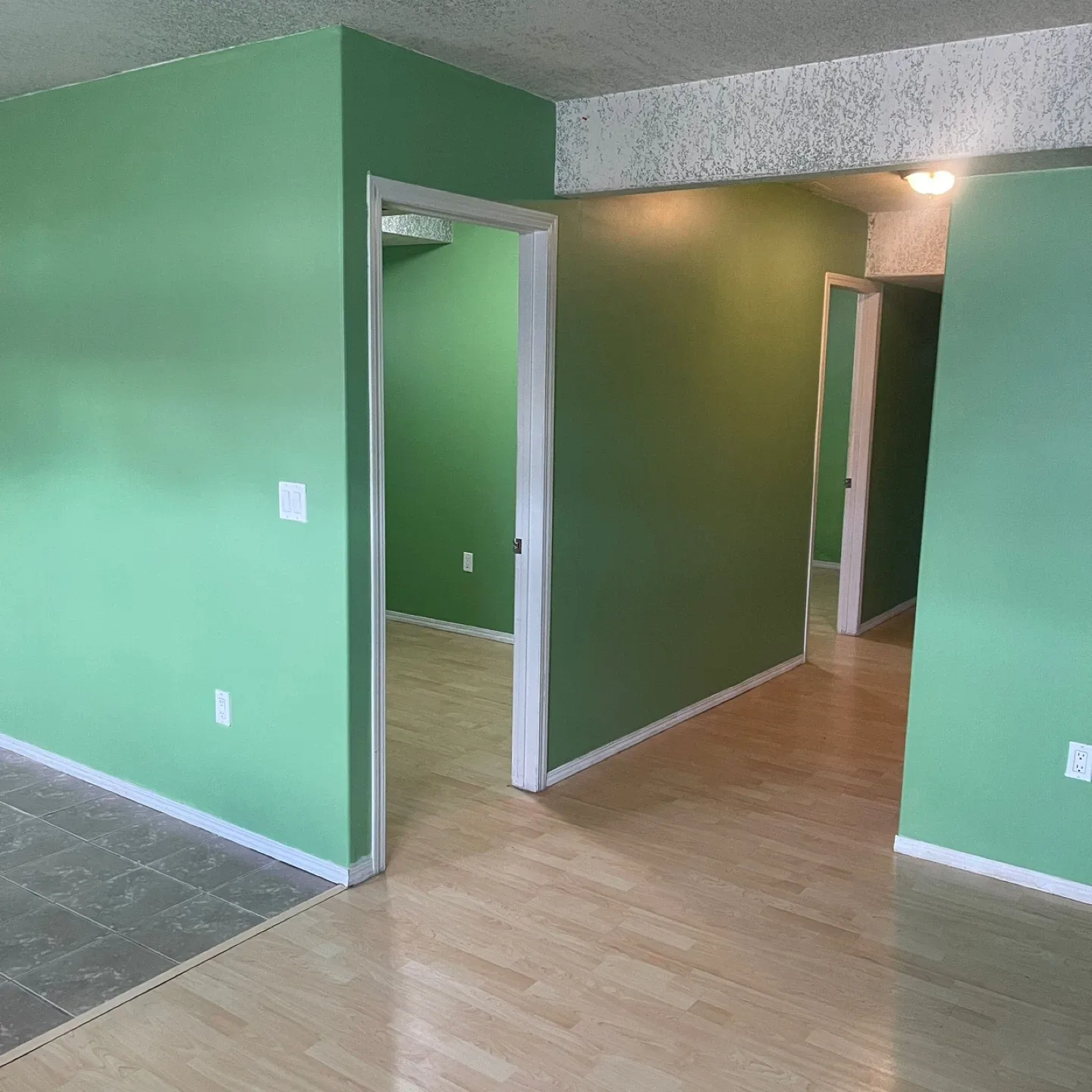 Basement For Rent NE image indicator(5)