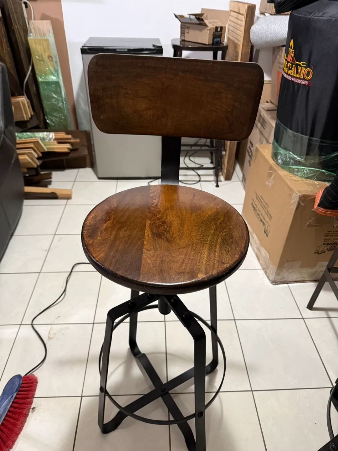 7 Adjustable Height Wooden Swivel Bar Stool