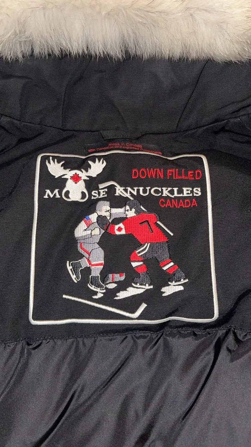 Moose Knuckles Bomber Jacket - Black, Size M image indicator(6)