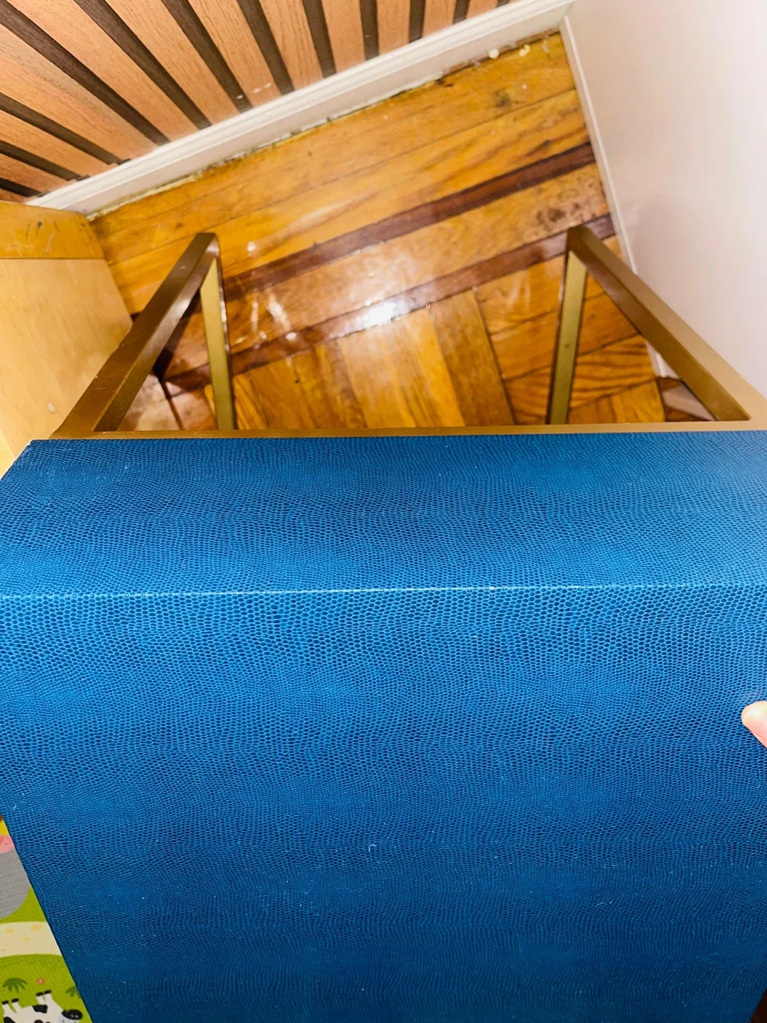 Emma Mason Atlas Shagreen Accent Table - Navy( Moving Out) image indicator(4)