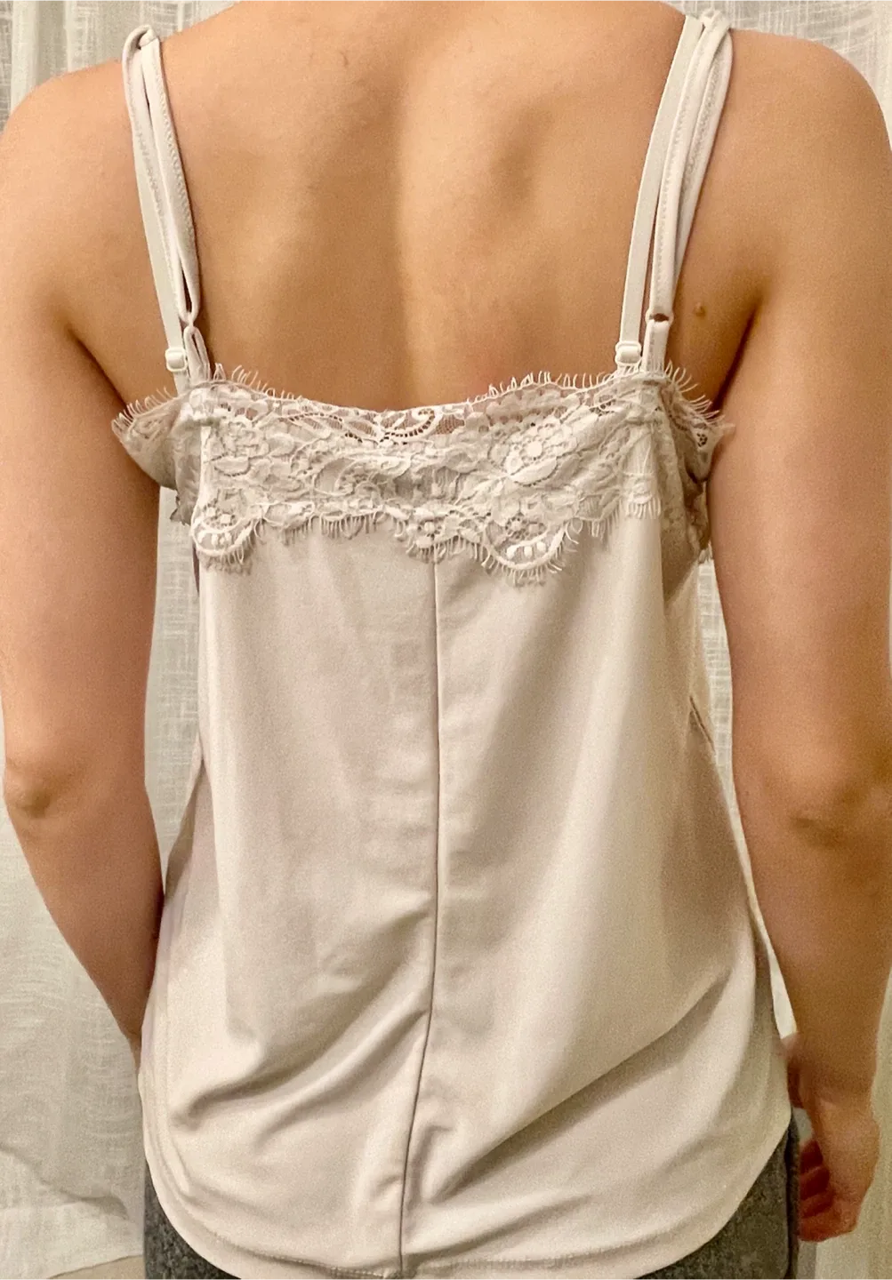 Lace Trim Cami Tank Top image indicator(2)