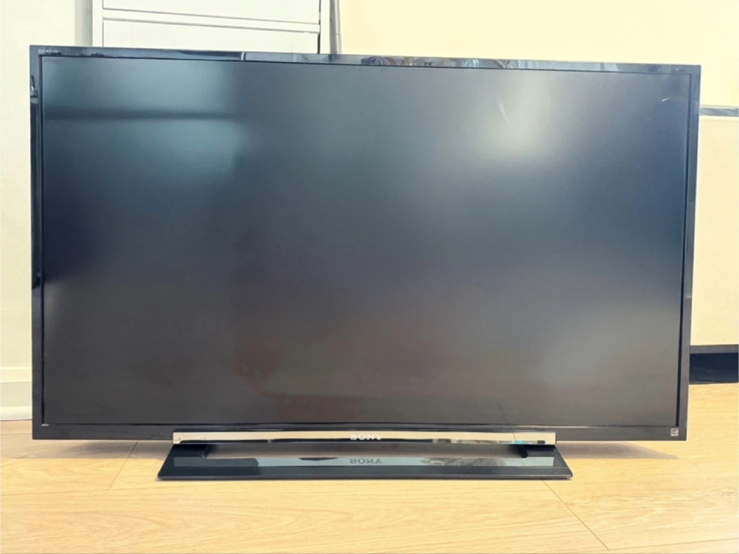 Sony Bravia 40" TV - photo 3