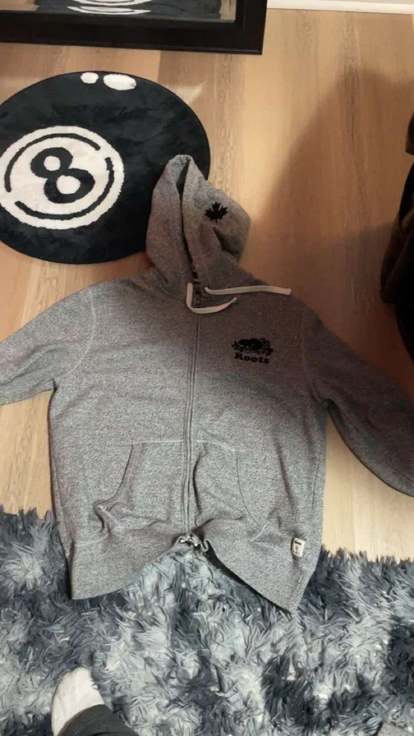 Wardrobe clean out all medium image indicator(2)