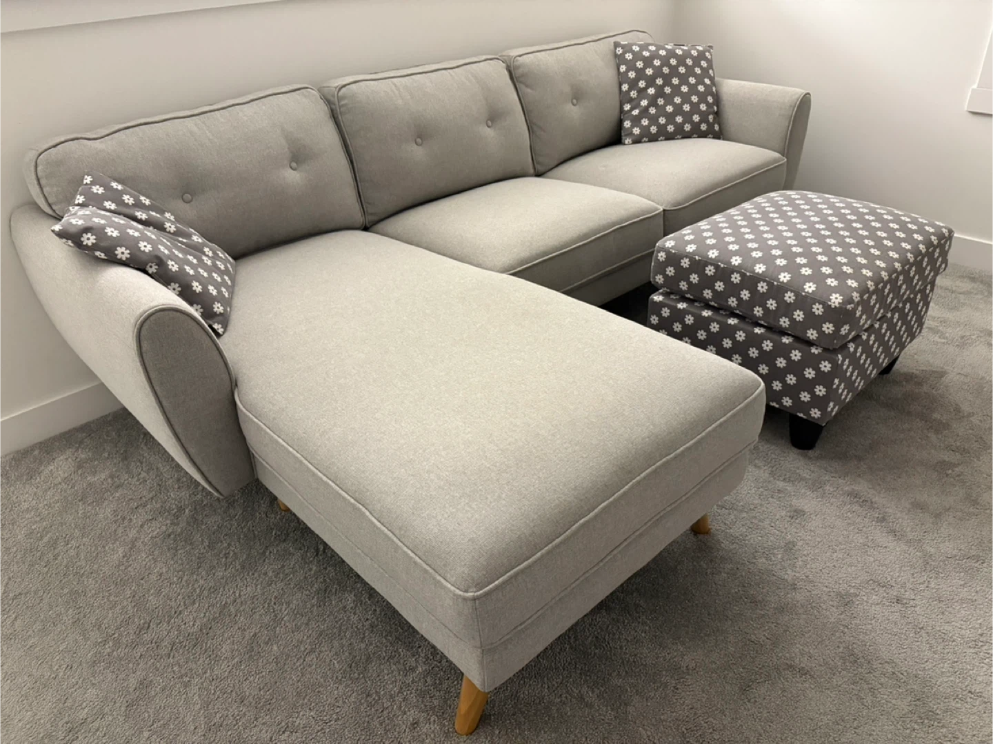 Grey Sectional Sofa with Ottoman - photo 3