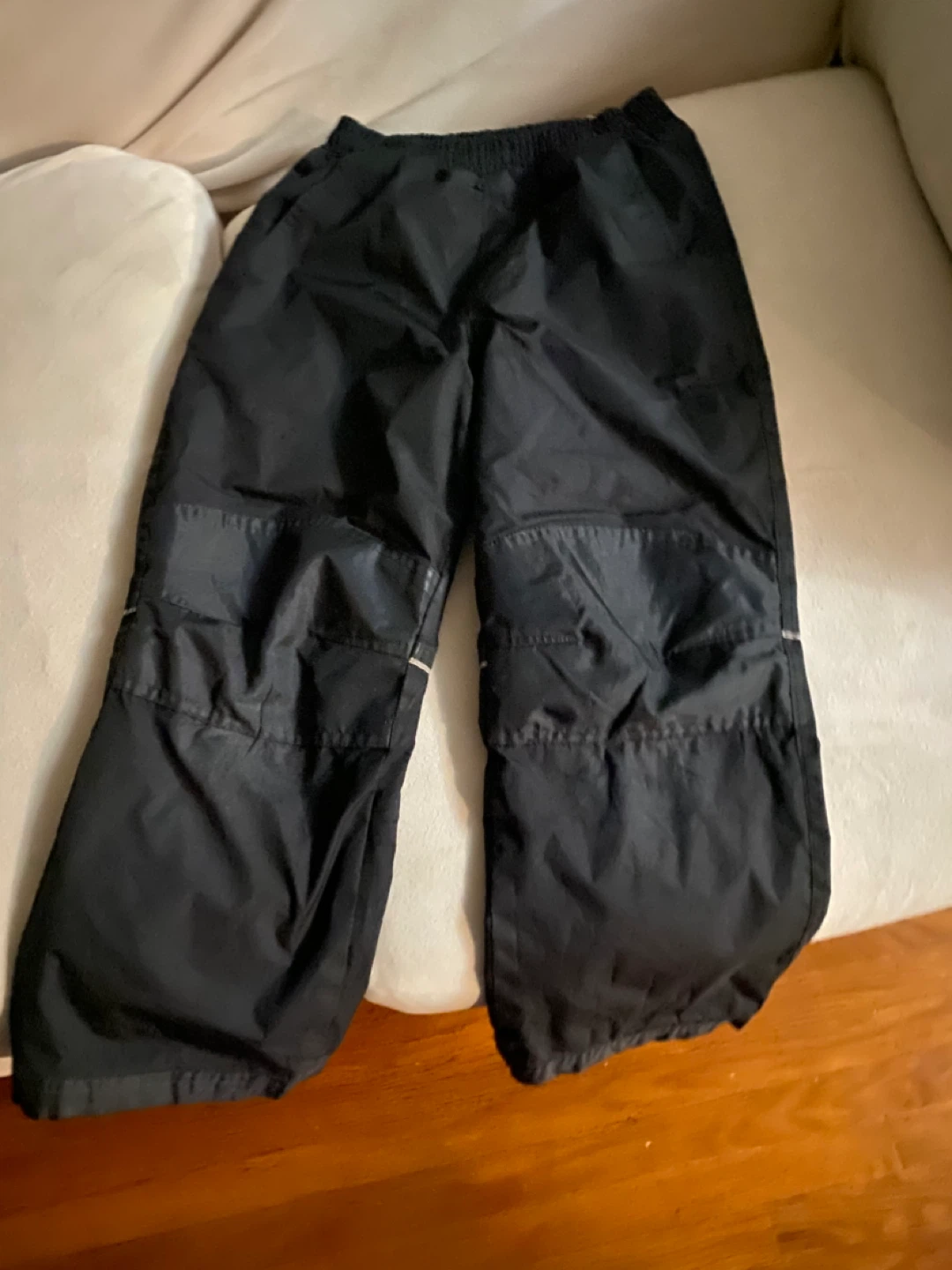 Black snow Pants