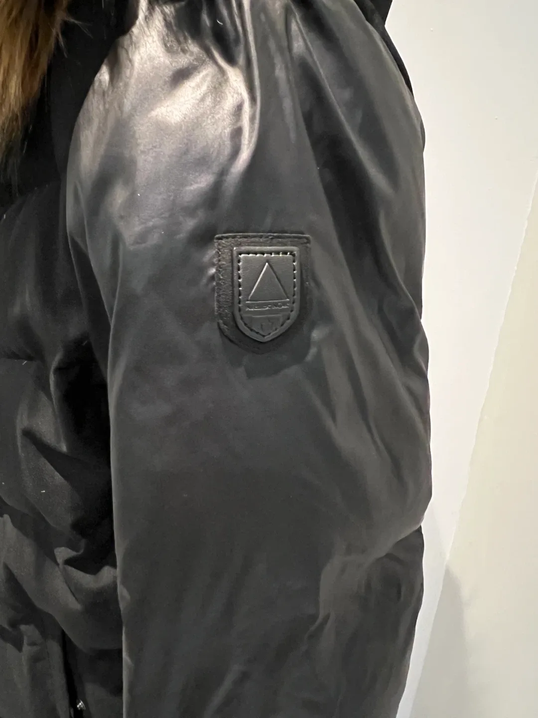 NEW Winter Coat by Atelier Noir (XL) - New Condition image indicator(6)