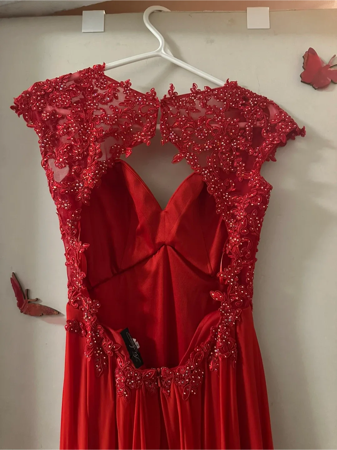 Red Formal Dress image indicator(3)