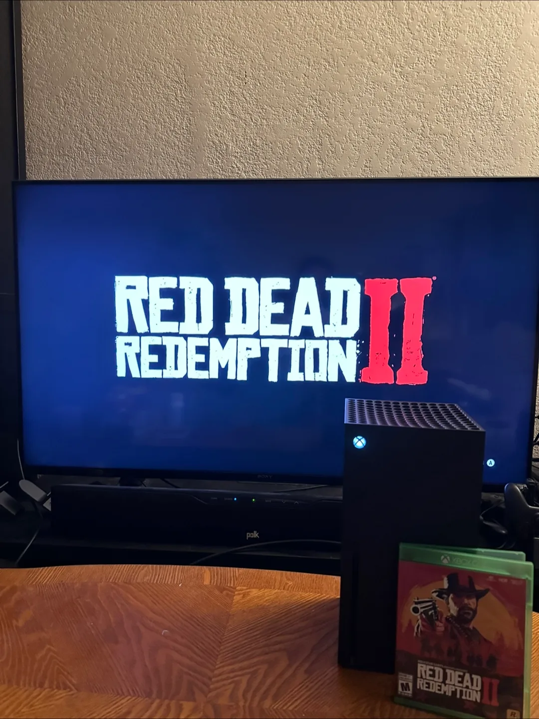 Xbox Series X with GTA V and Red Dead Redemption 2 image indicator(2)