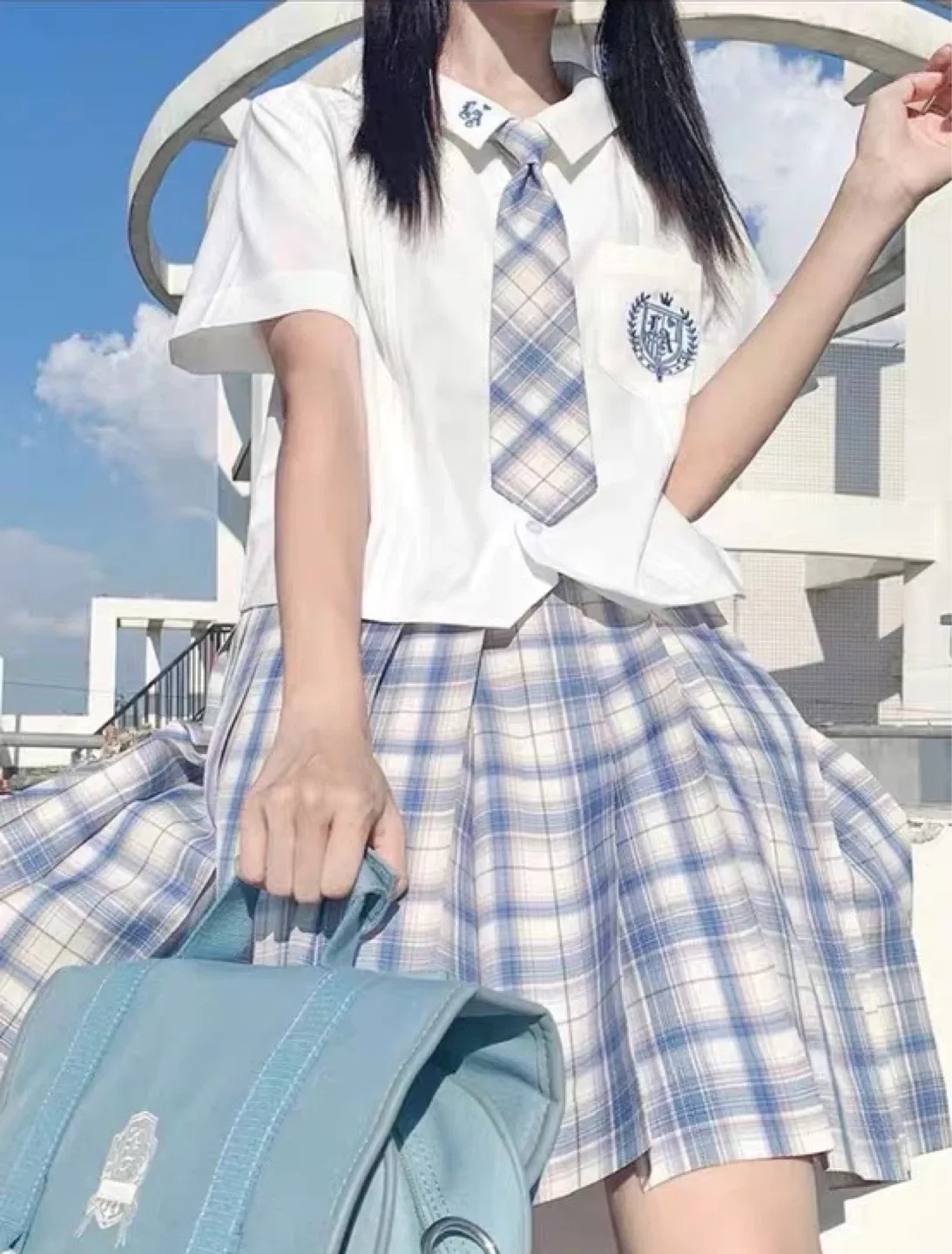 Blue Plaid Pleated Skirt(give a shirt as freebie) thumbnail