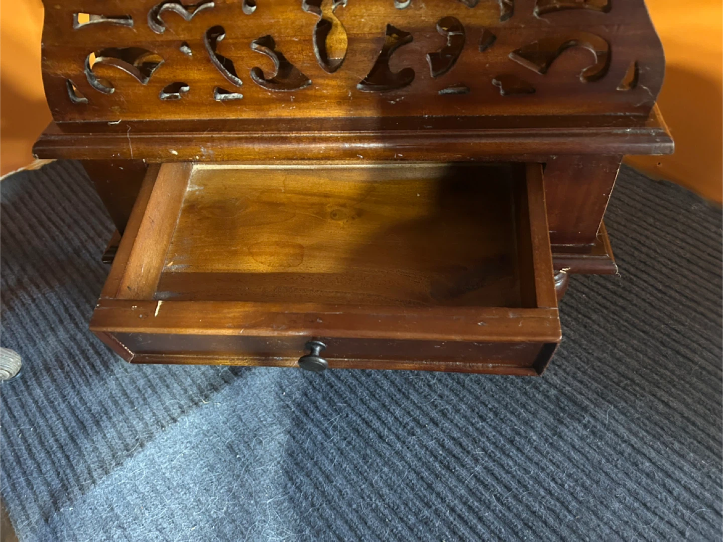 Wooden magazine Organizer with Drawer - photo 3