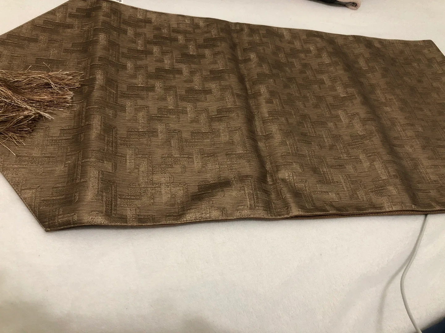 Brown Table Runner with Tassels image indicator(3)