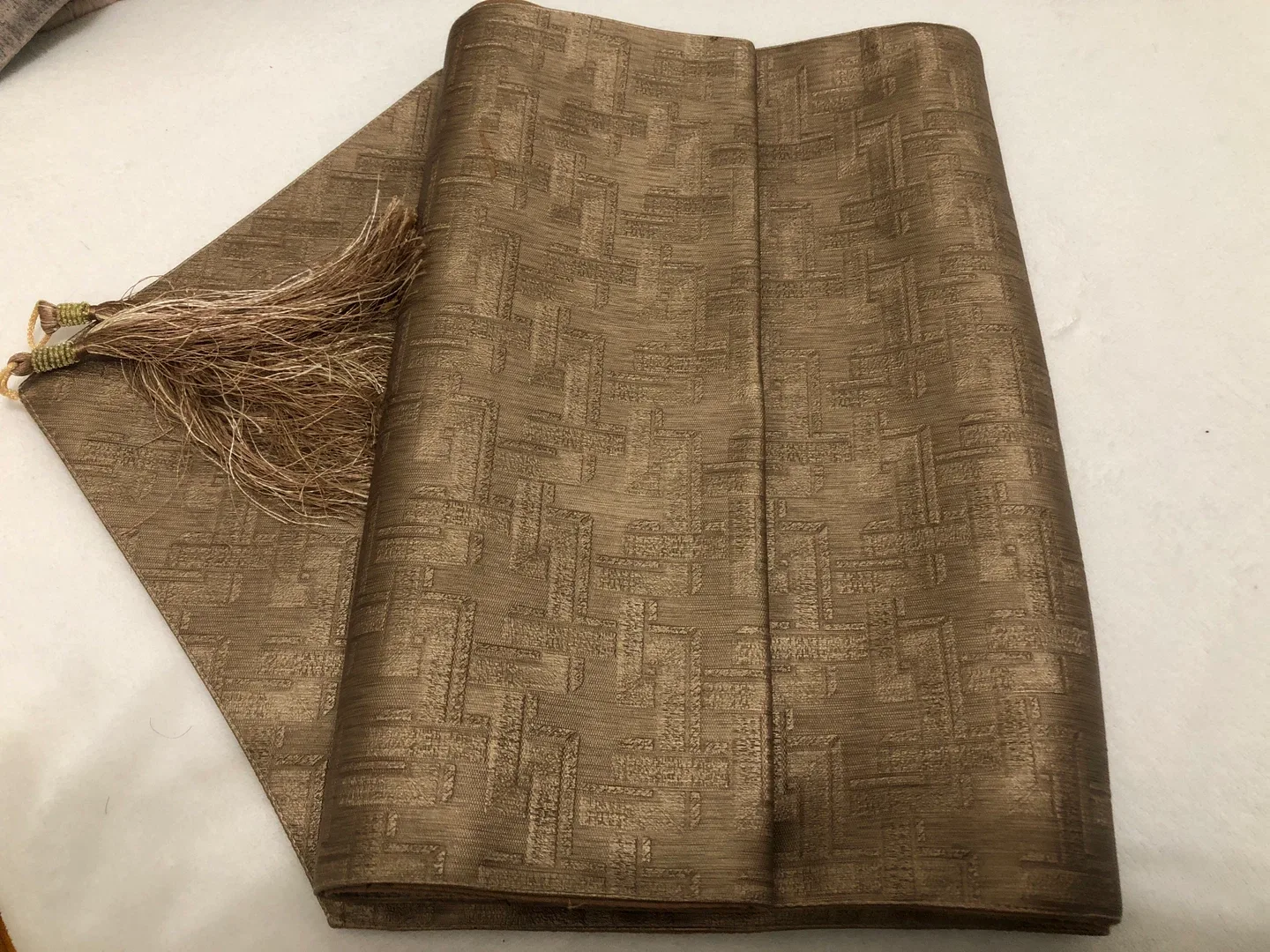 Brown Table Runner with Tassels image indicator(4)