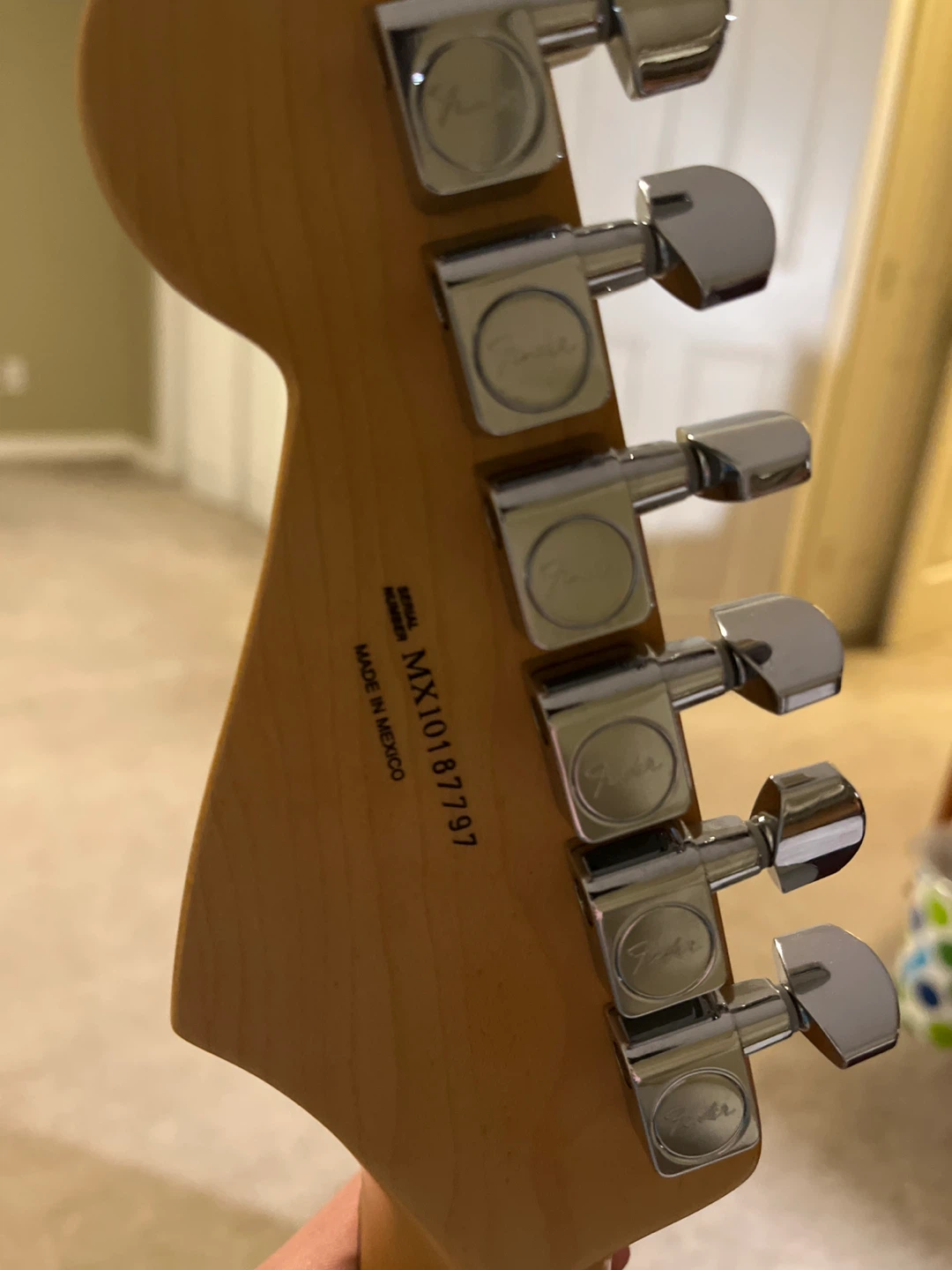 Fender Stratocaster w/ gig bag+ strap - photo 4