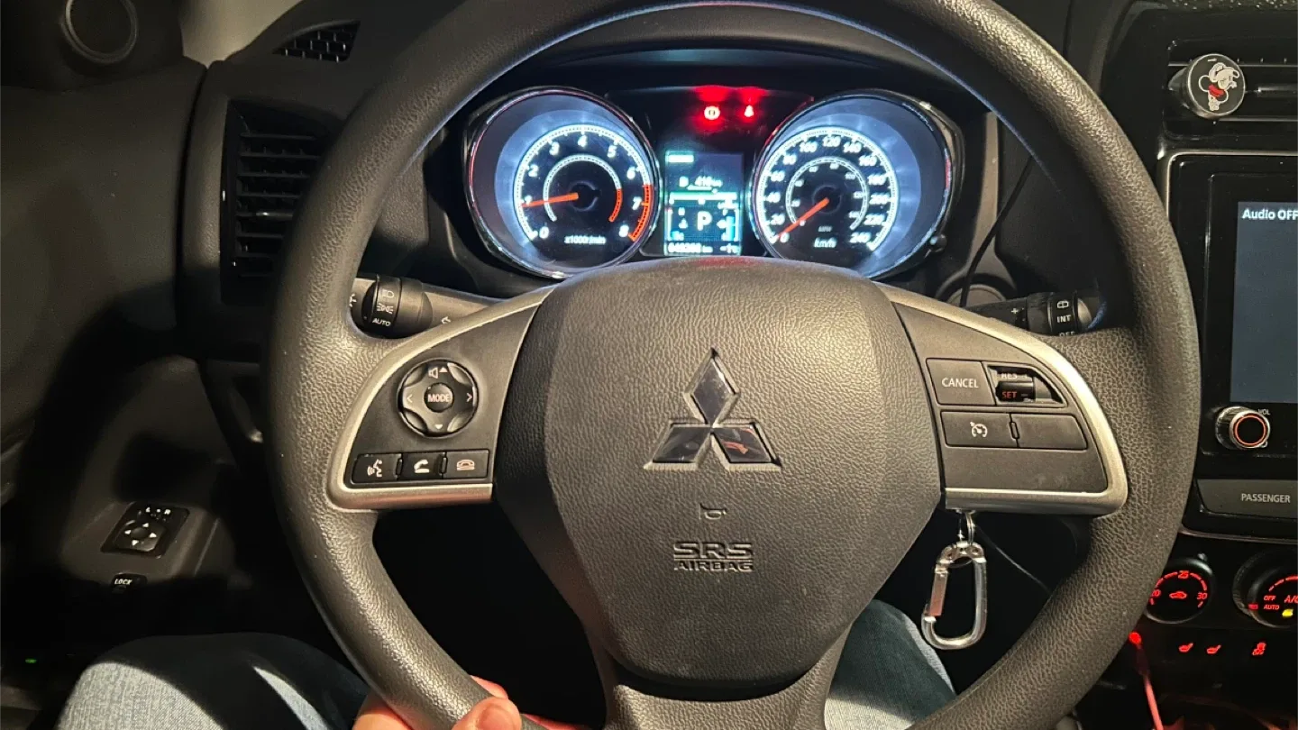 Mitsubishi RVR Lease Takeover image indicator(2)