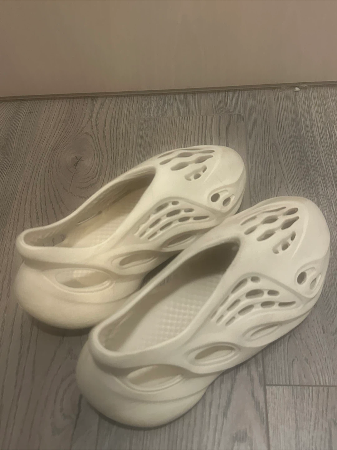 Adidas Yeezy Foam Runner Size 6