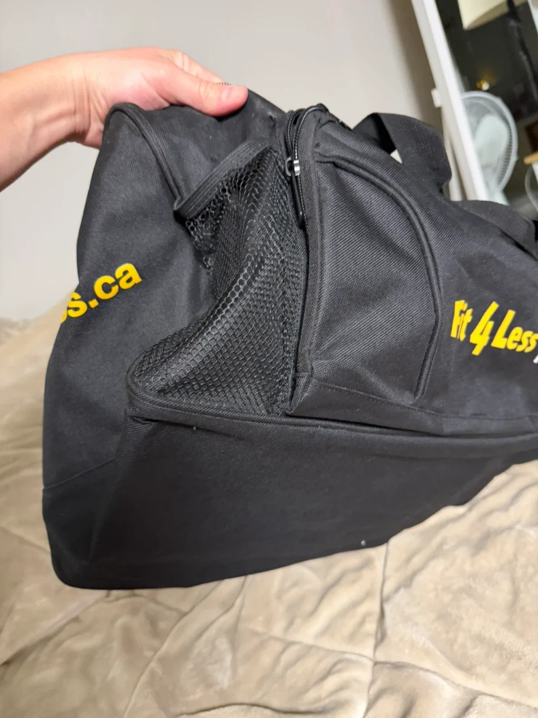 Fit4Less Gym Bag - Black image indicator(4)