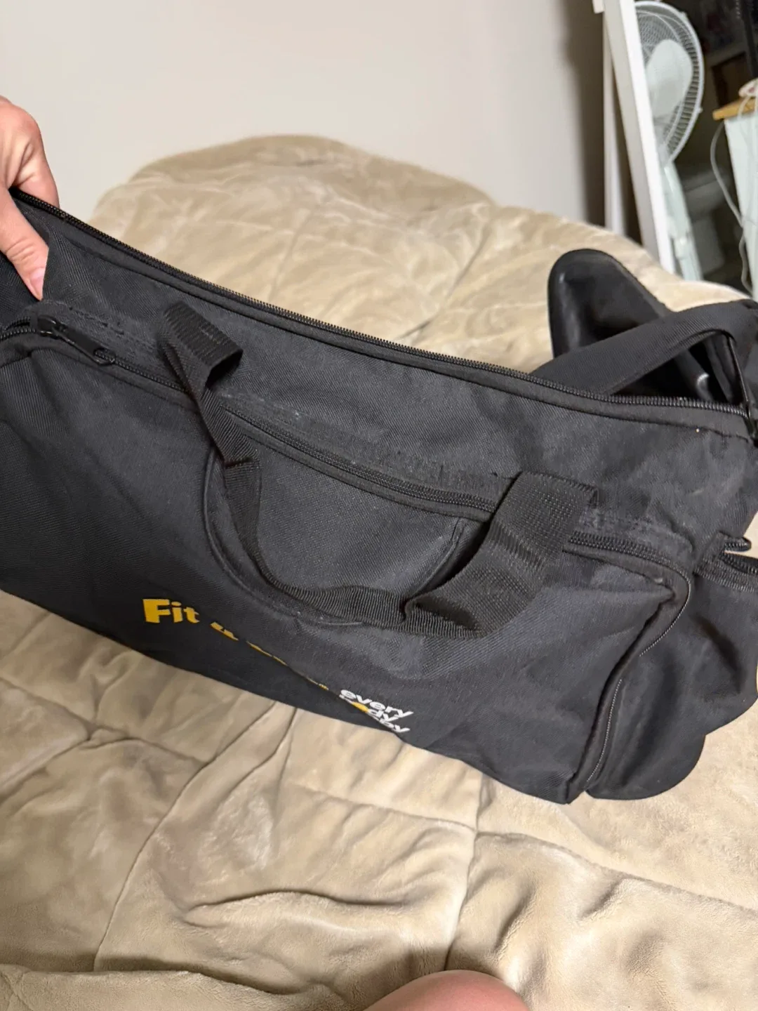 Fit4Less Gym Bag - Black image indicator(5)