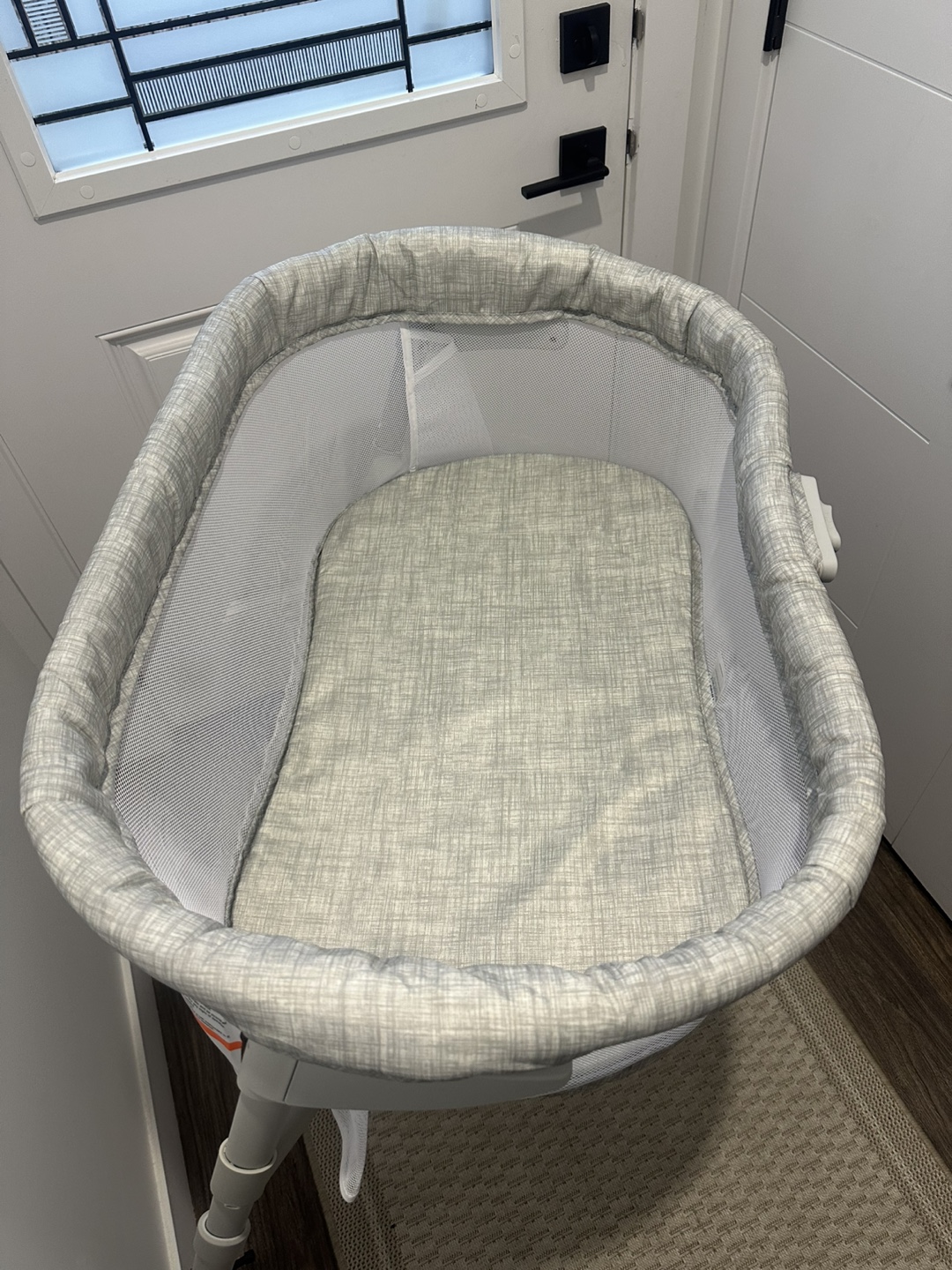 Brand New Baby Bassinet- BassiNest Flex, Portable & Adjustable - photo 5