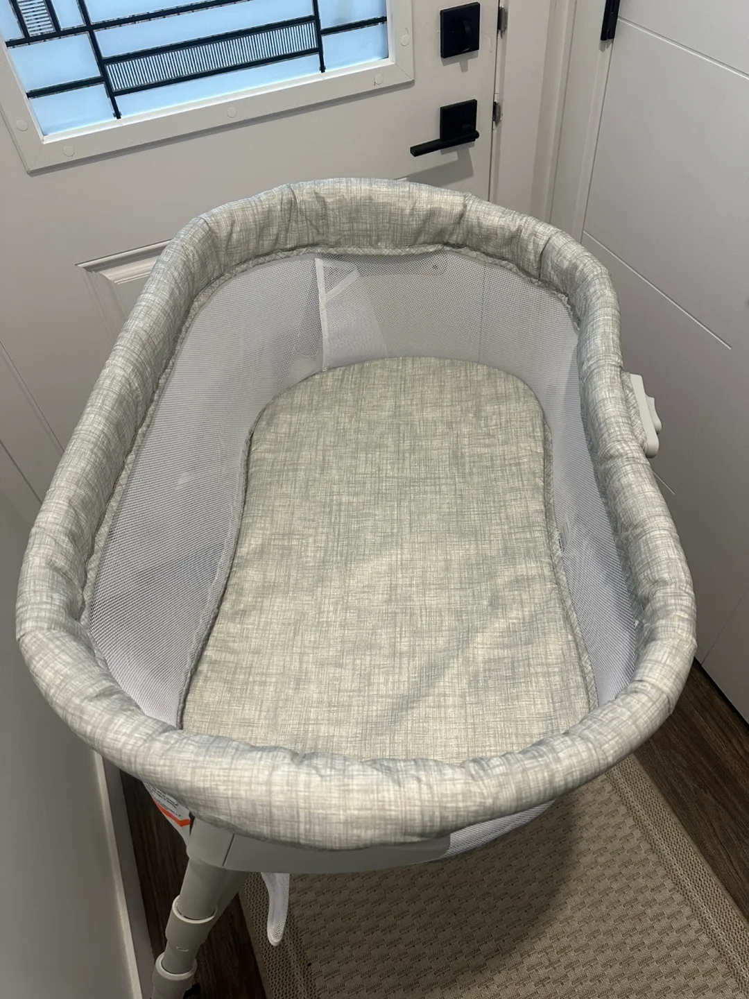 Brand New Baby Bassinet- BassiNest Flex, Portable & Adjustable image indicator(5)