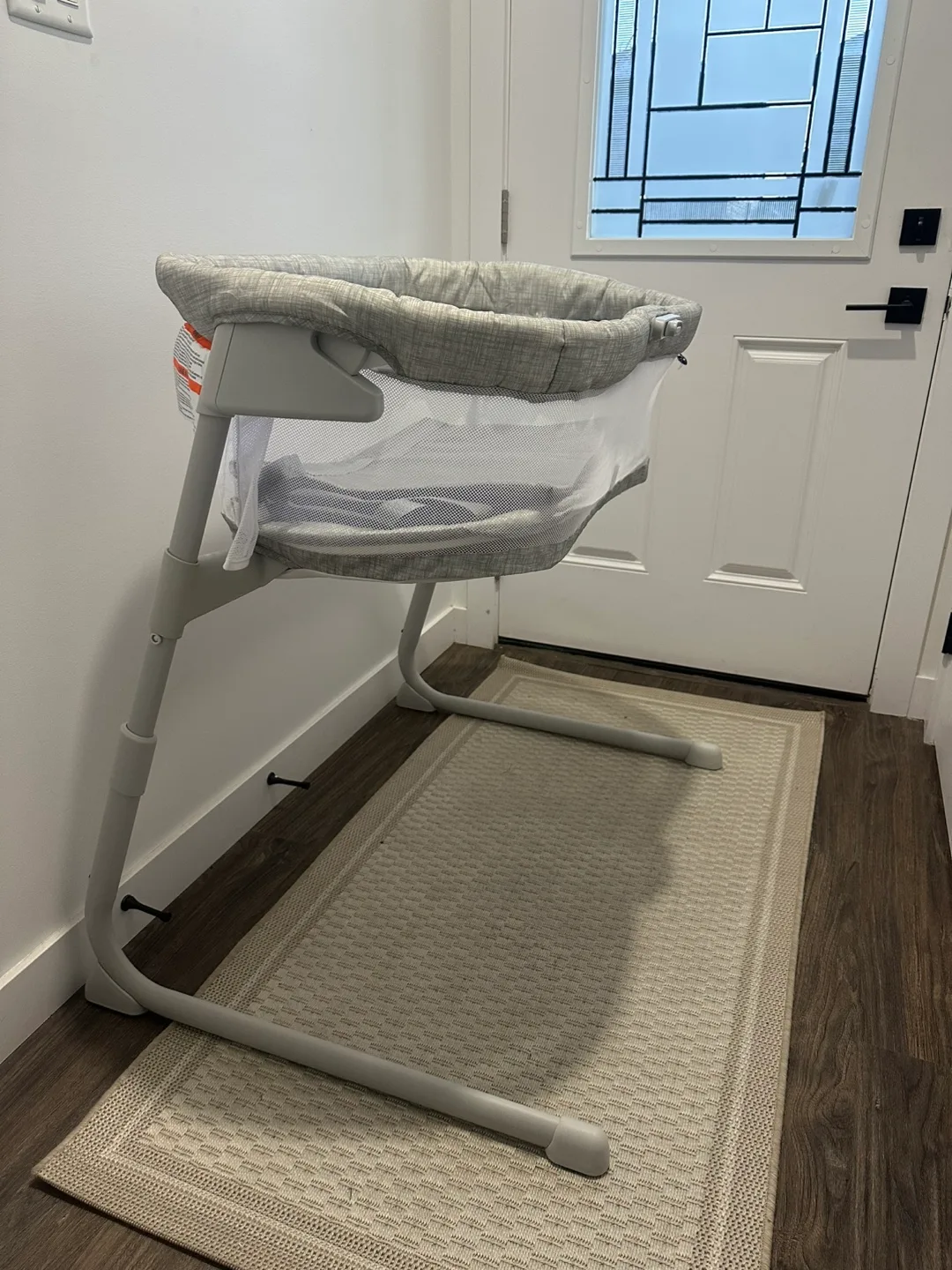 Brand New Baby Bassinet- BassiNest Flex, Portable & Adjustable image indicator(10)