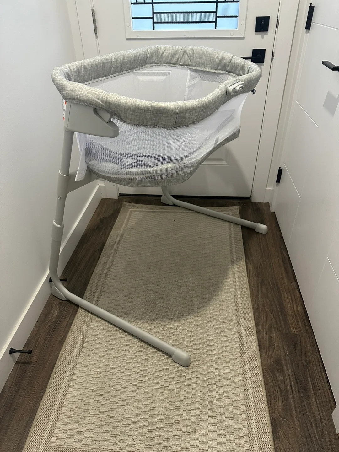 Brand New Baby Bassinet- BassiNest Flex, Portable & Adjustable image indicator(9)