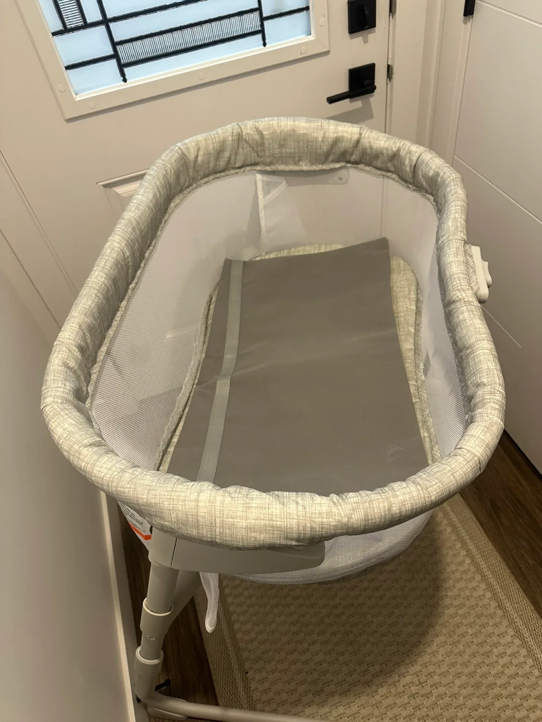 Brand New Baby Bassinet- BassiNest Flex, Portable & Adjustable image indicator(8)