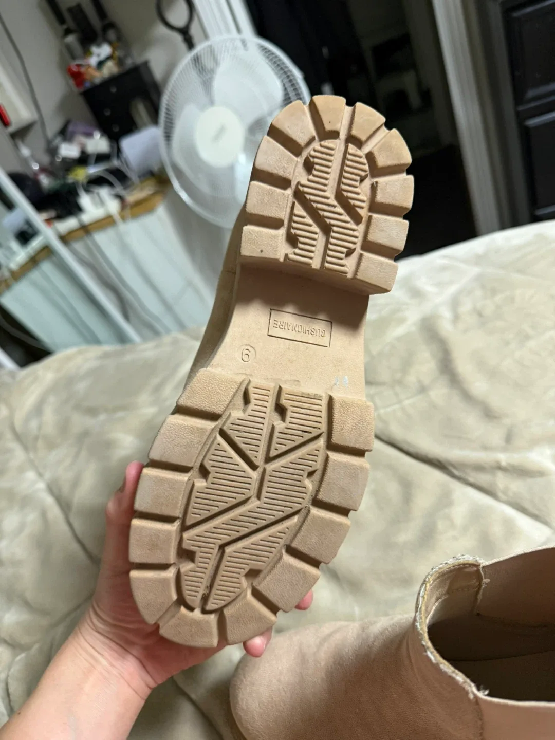 Cushionaire Beige Boots, Size 9 image indicator(4)