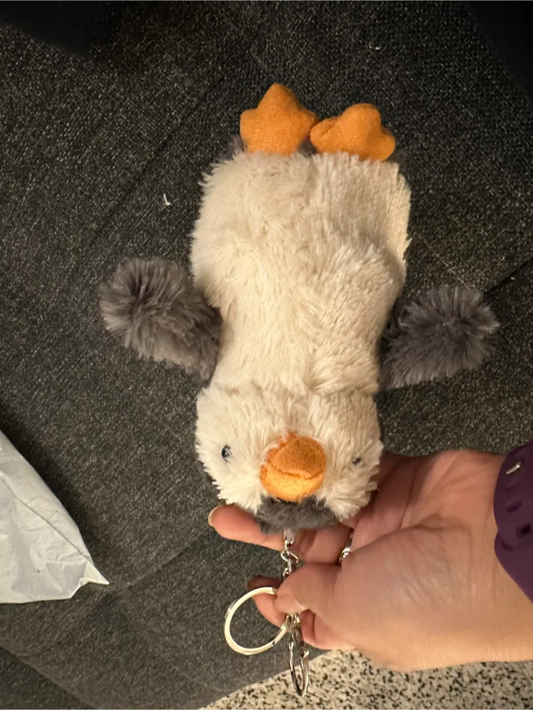 Penguin Keychain image indicator(2)