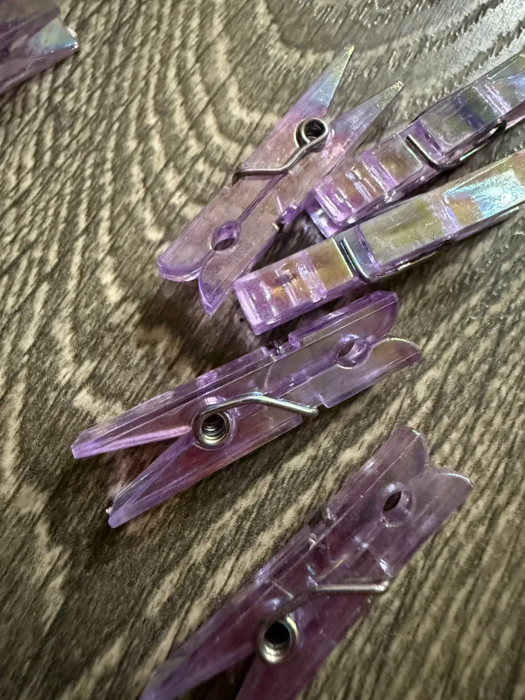 Clothes Pins - Purple & Pink image indicator(2)