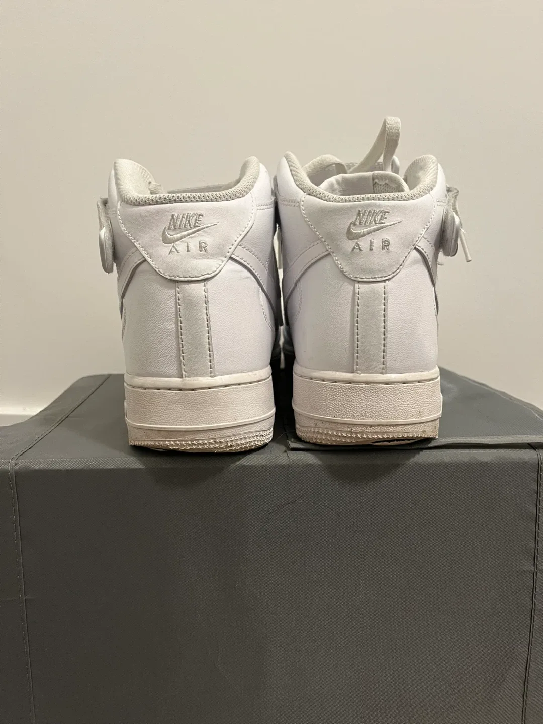 Nike Air Force 1 Mid '07 White Sneakers image indicator(2)