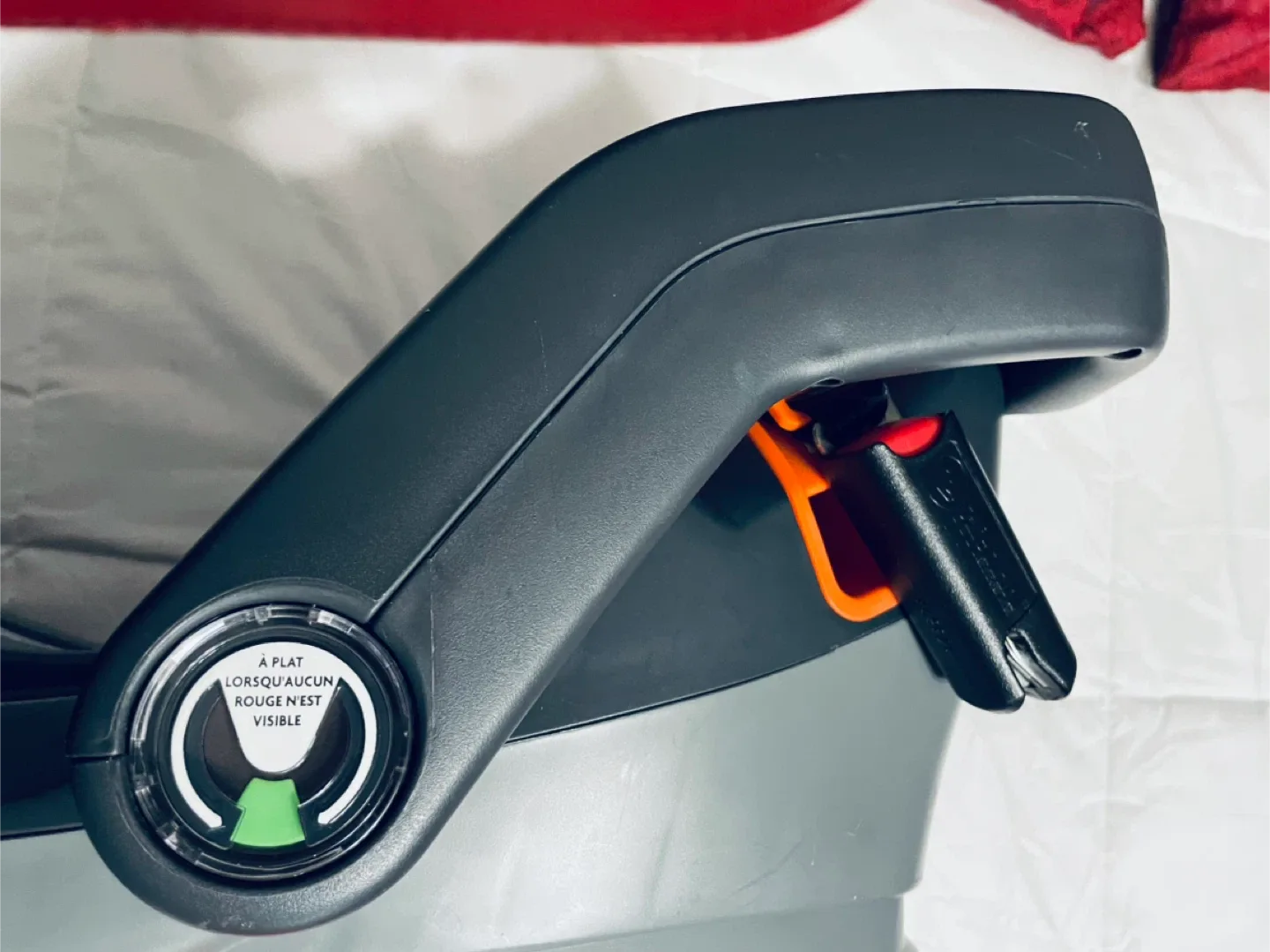 UPPAbaby MESA Infant Car Seat Base image indicator(4)