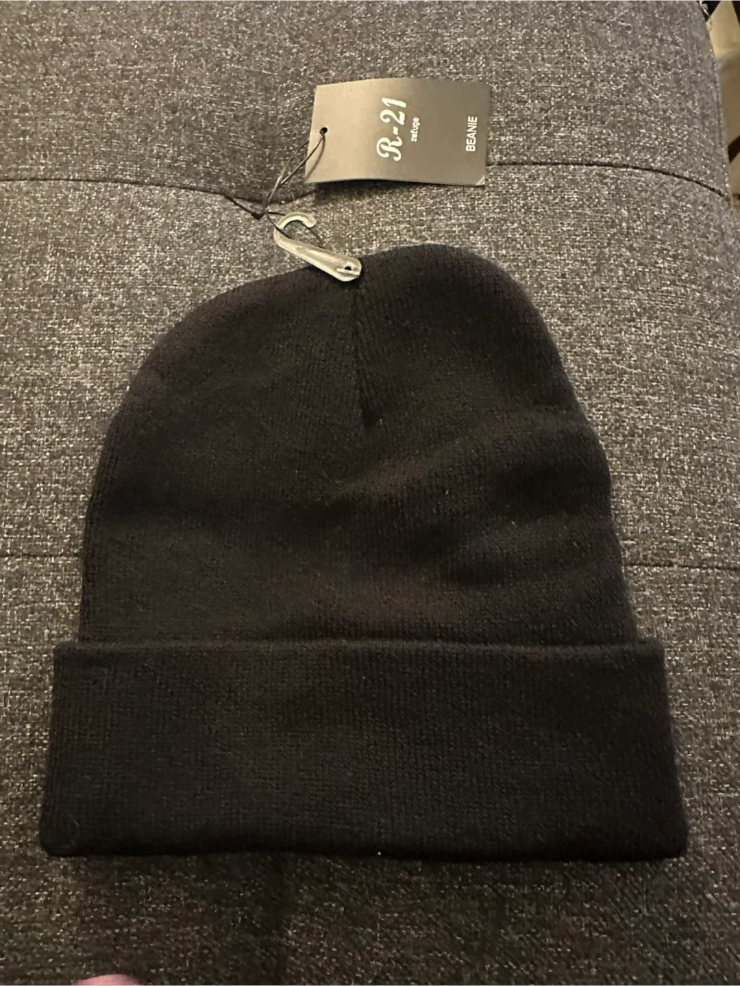 New Beanie - Black image indicator(2)