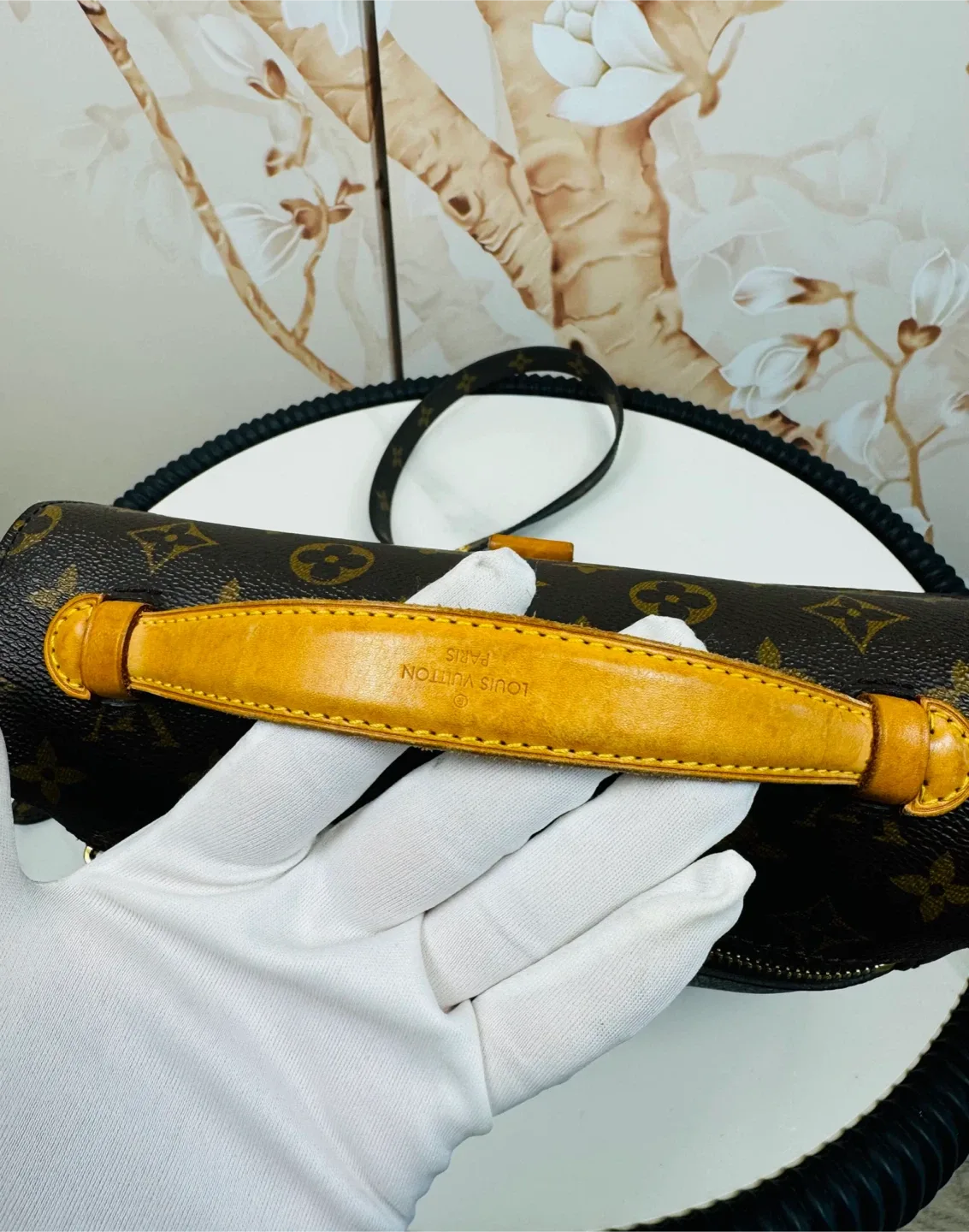 Louis Vuitton Monogram Empreinte Métis image indicator(3)