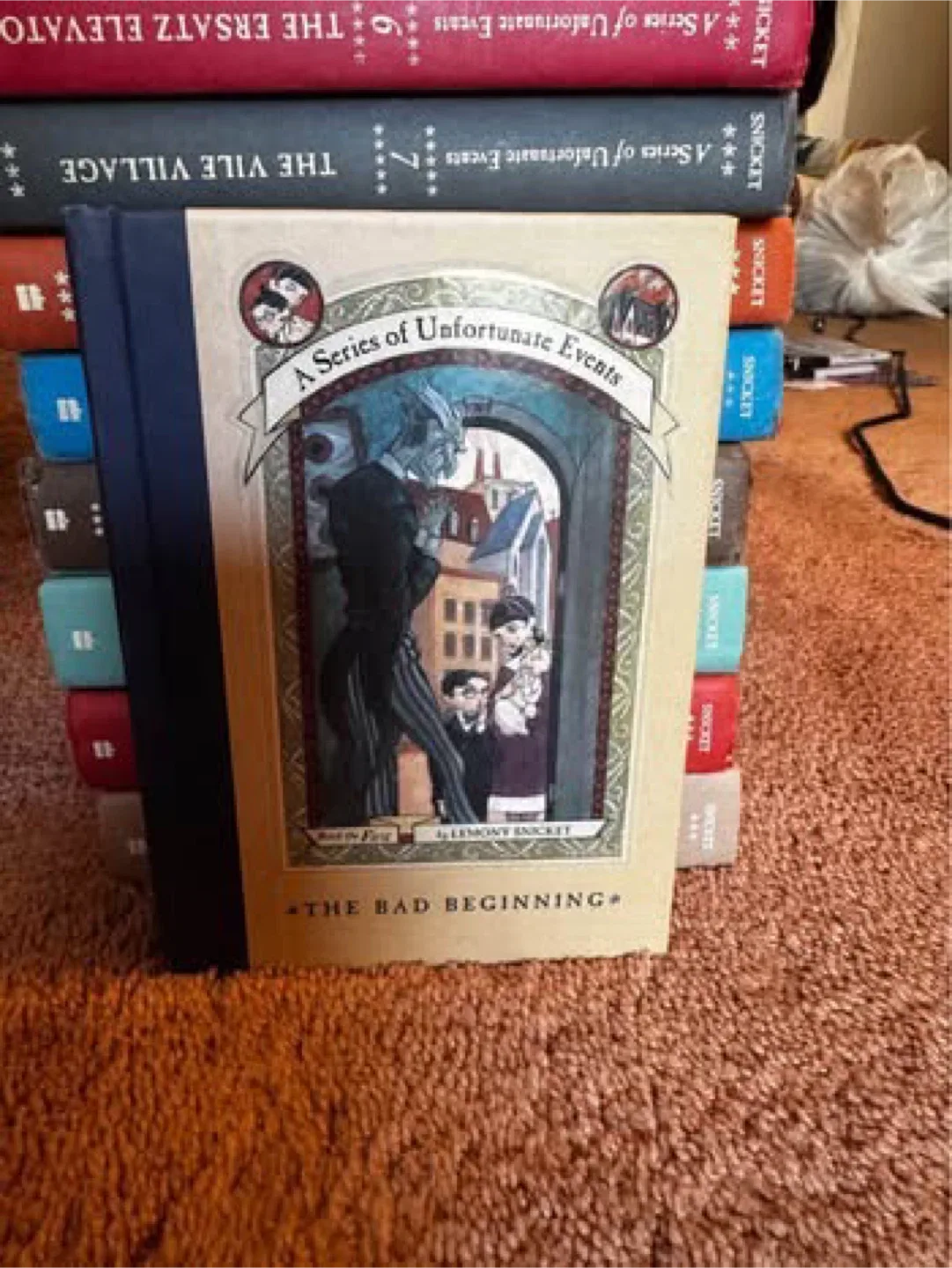 A Series of Unfortunate Events - Books 1-13 image indicator(3)