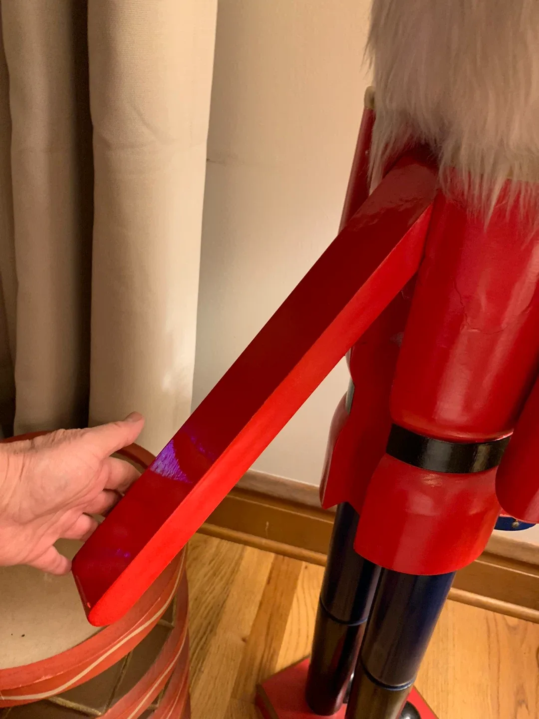 Nutcracker Soldier with Drum Set image indicator(6)