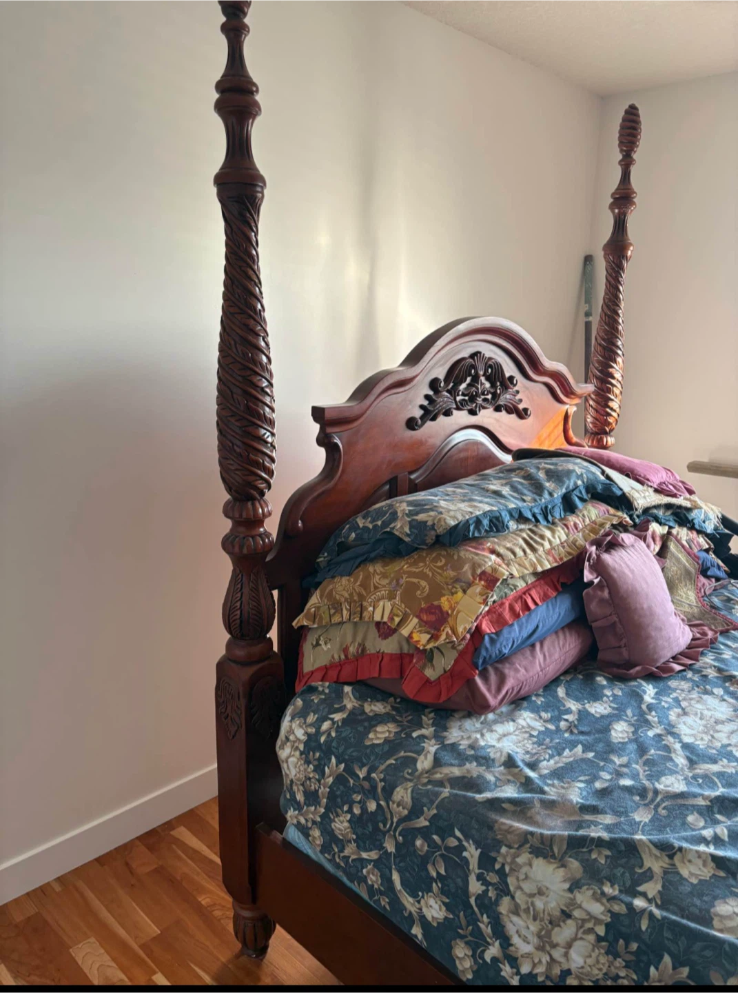 Antique Style Four Poster Bed - Solid Wood - photo 5