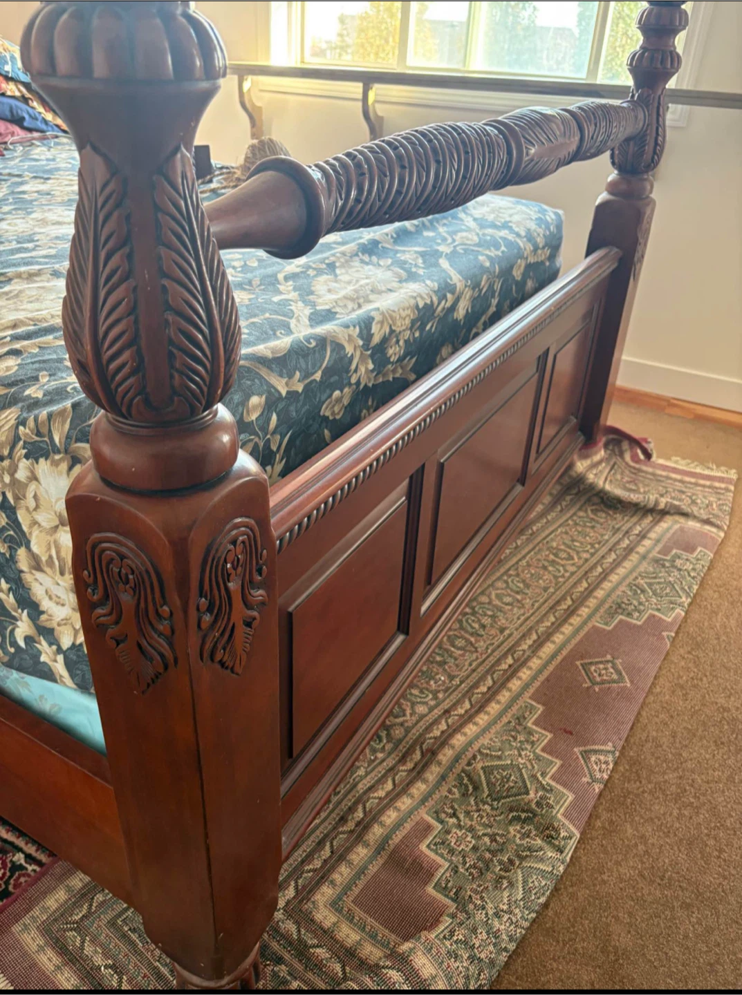 Antique Style Four Poster Bed - Solid Wood - photo 3