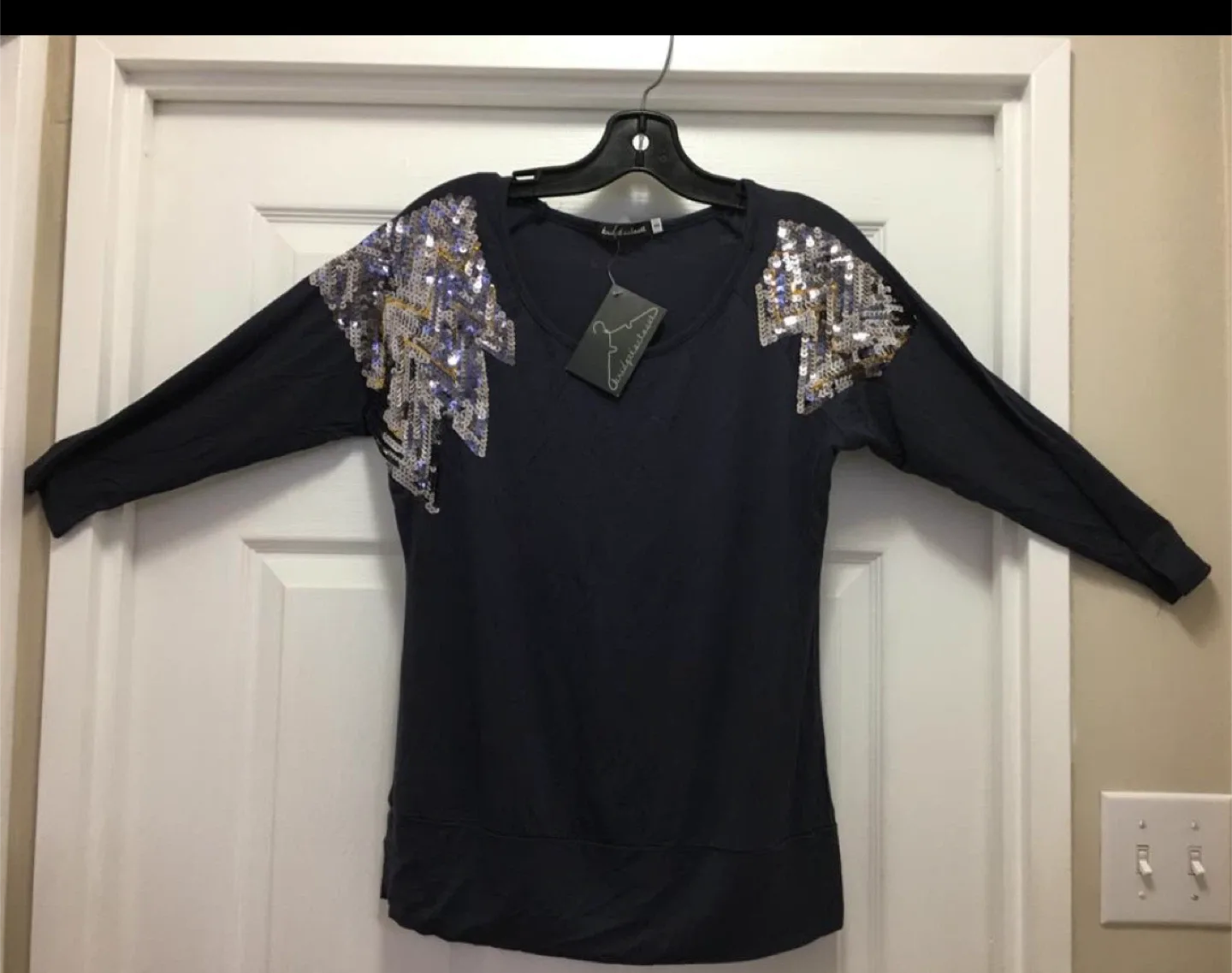 Sequin Shoulder Top (New) image indicator(2)
