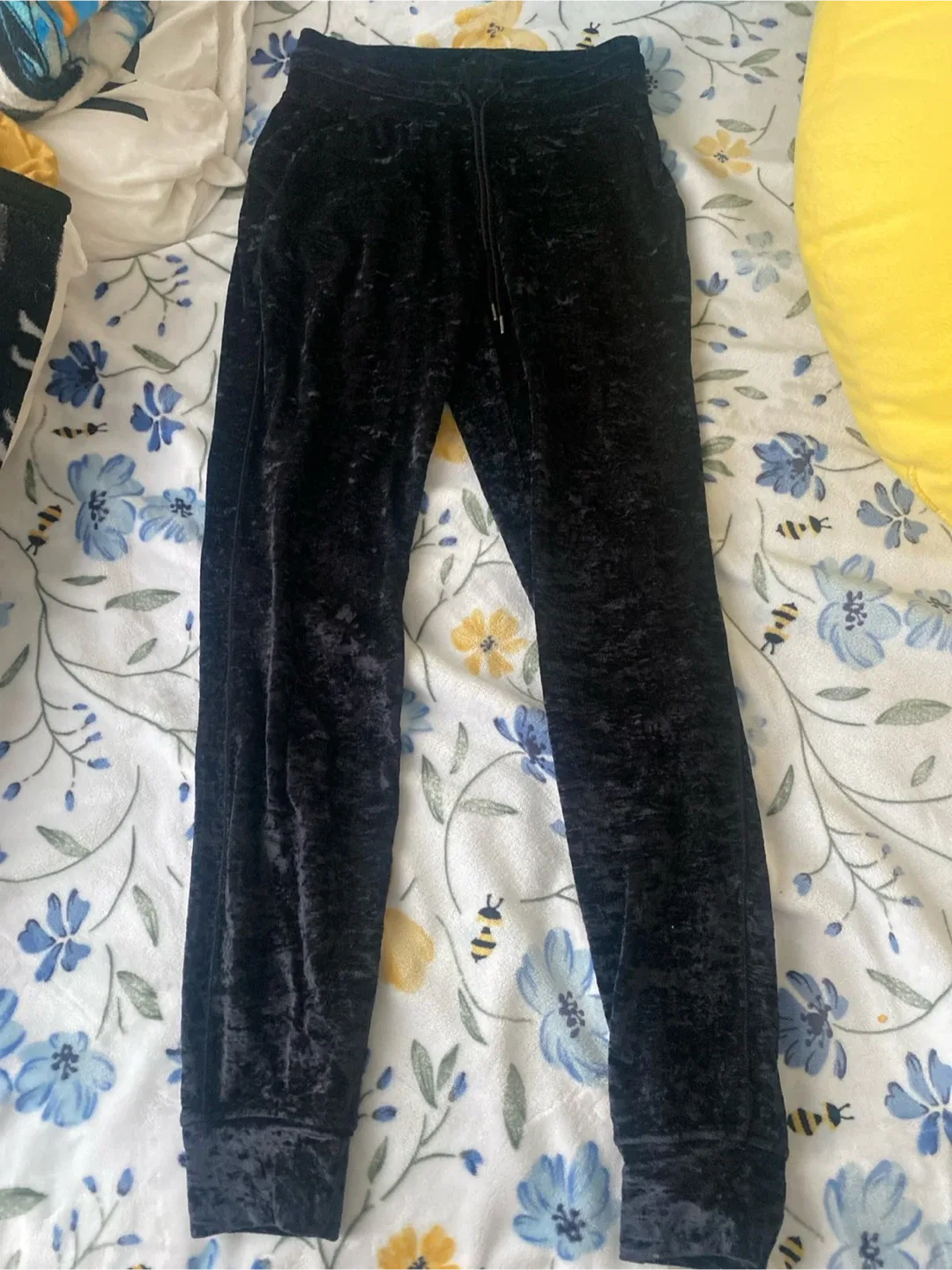 Lululemon Velvet Jogger - Black image indicator(4)