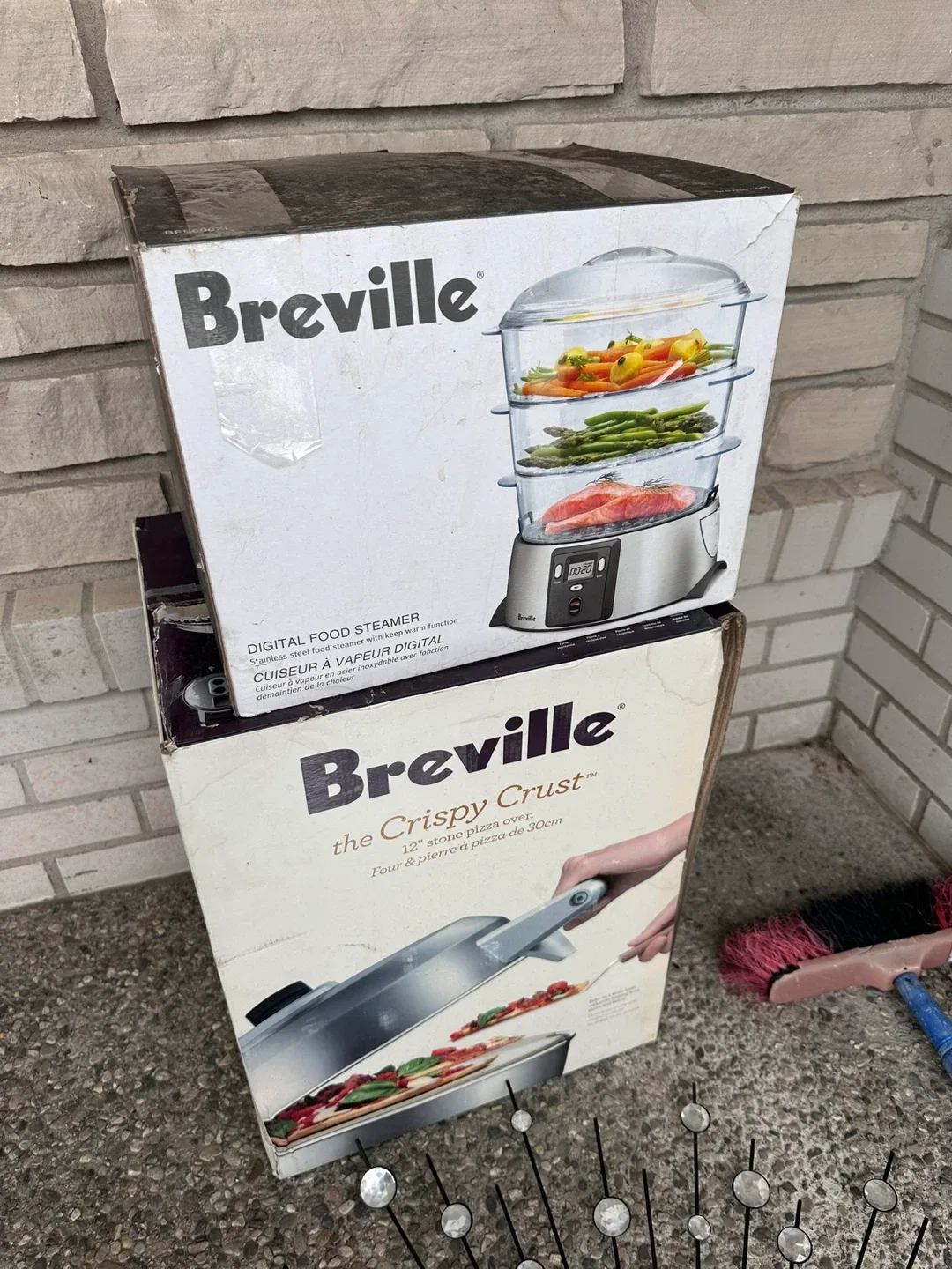 Breville Digital Food Steamer & Crispy Crust Pizza Pan image indicator(2)