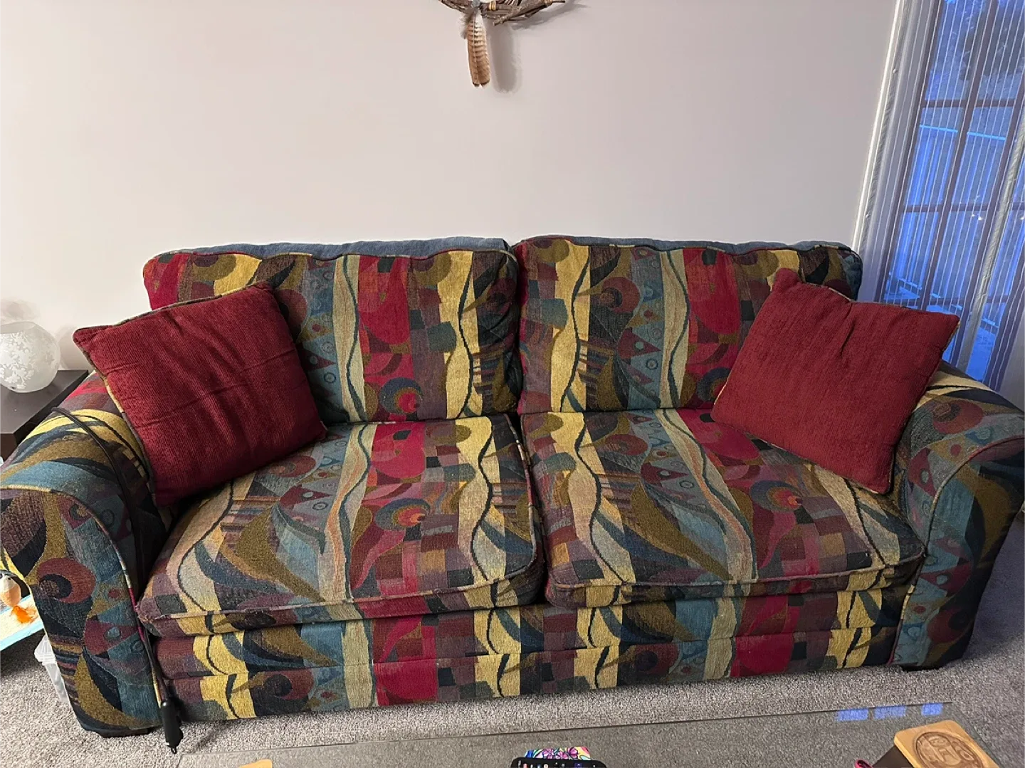 Patterned 2-seater Sofa with Pillows image indicator(2)