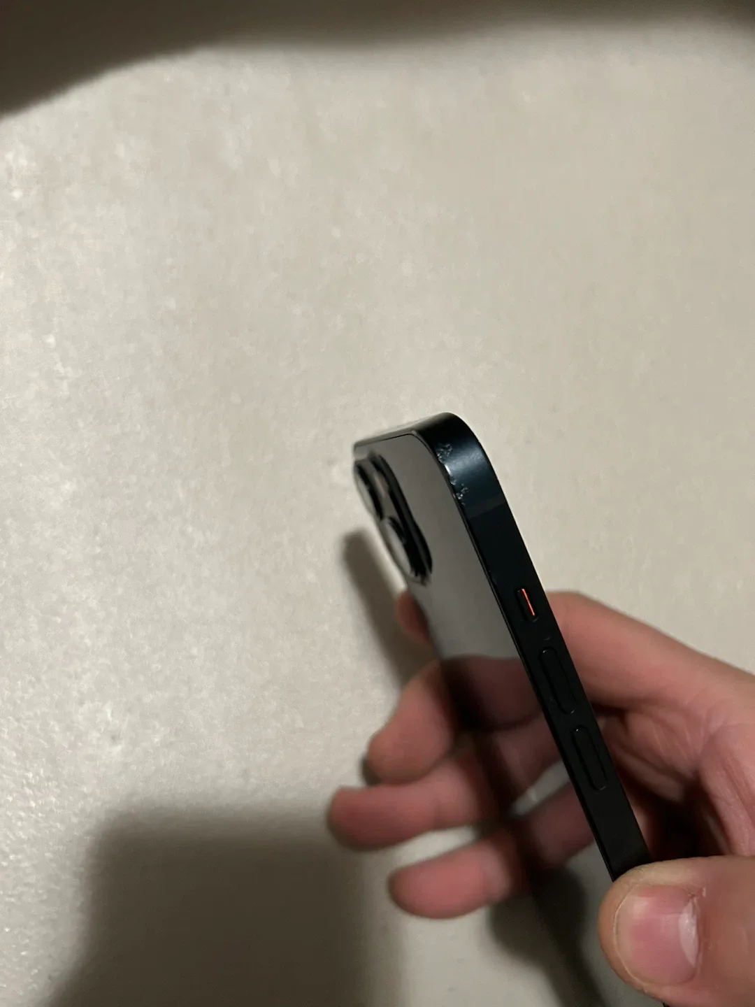 Apple iPhone 13 - Blue image indicator(4)