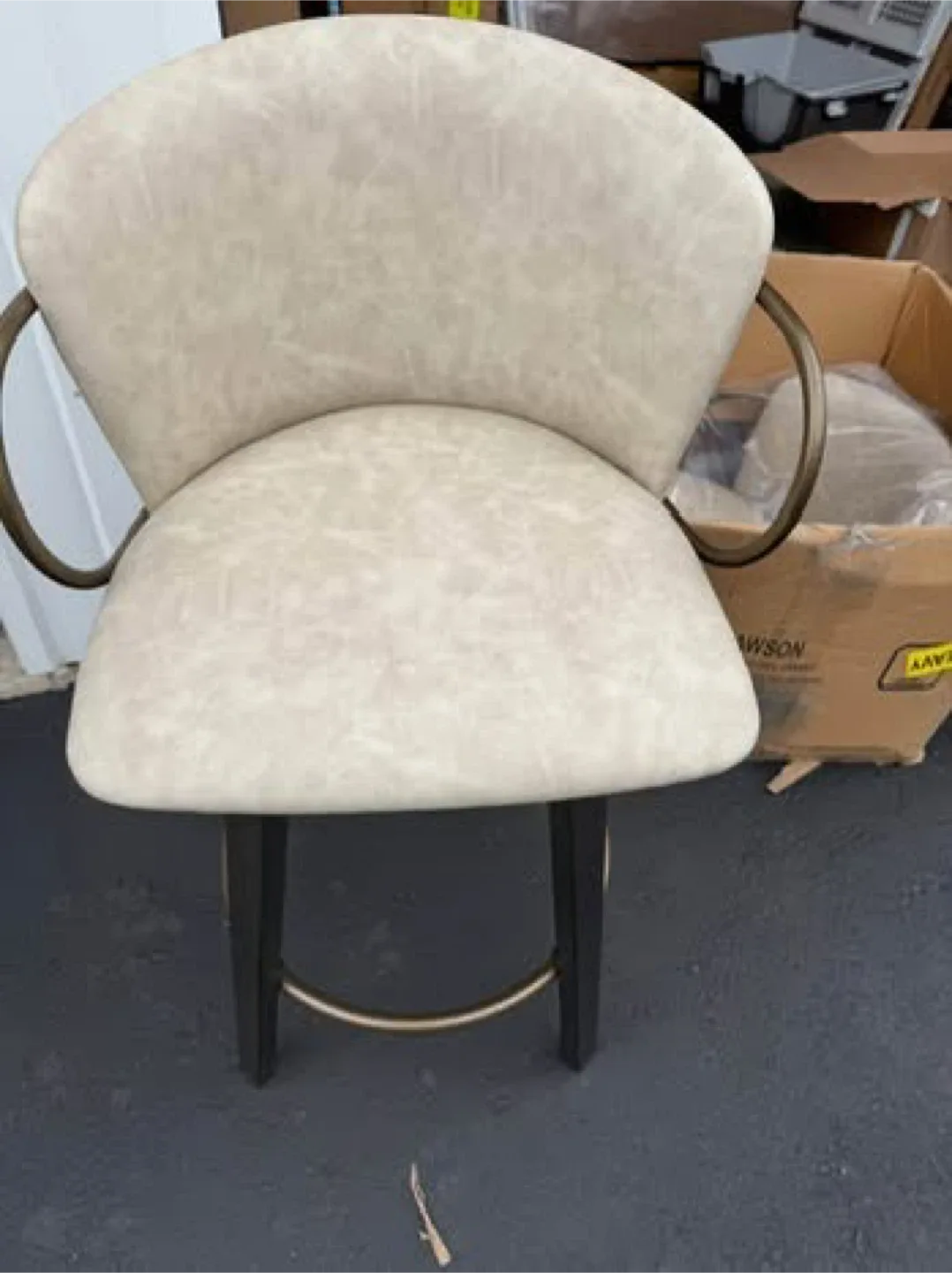 Dawson Swivel Bar Stool image indicator(3)