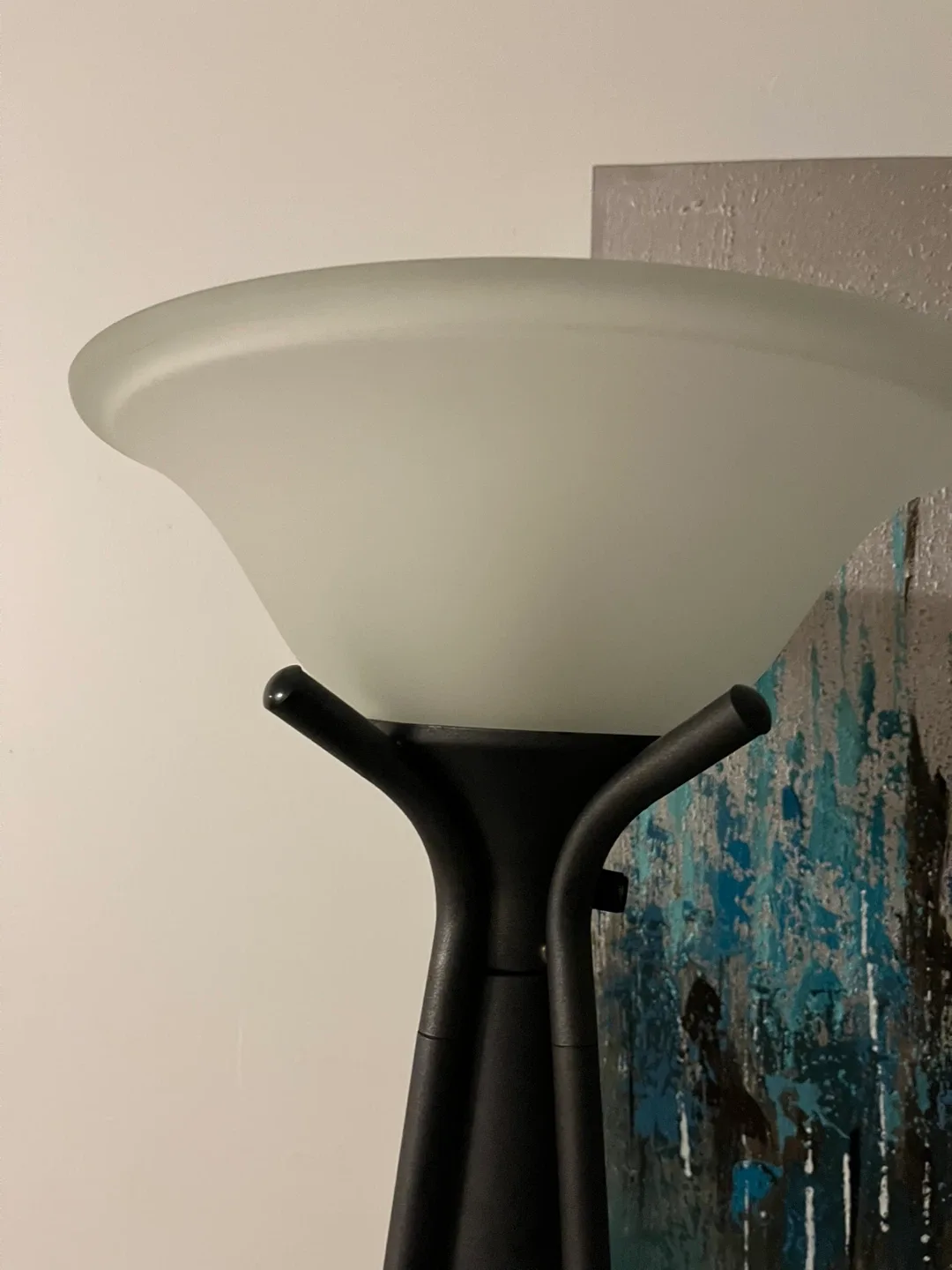 Black Floor Lamp with Shelves image indicator(7)